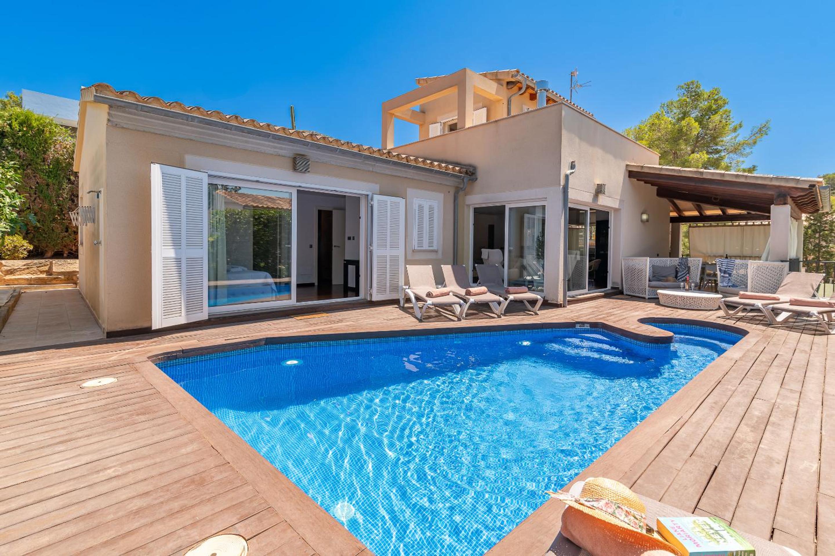 Villa con piscina privada