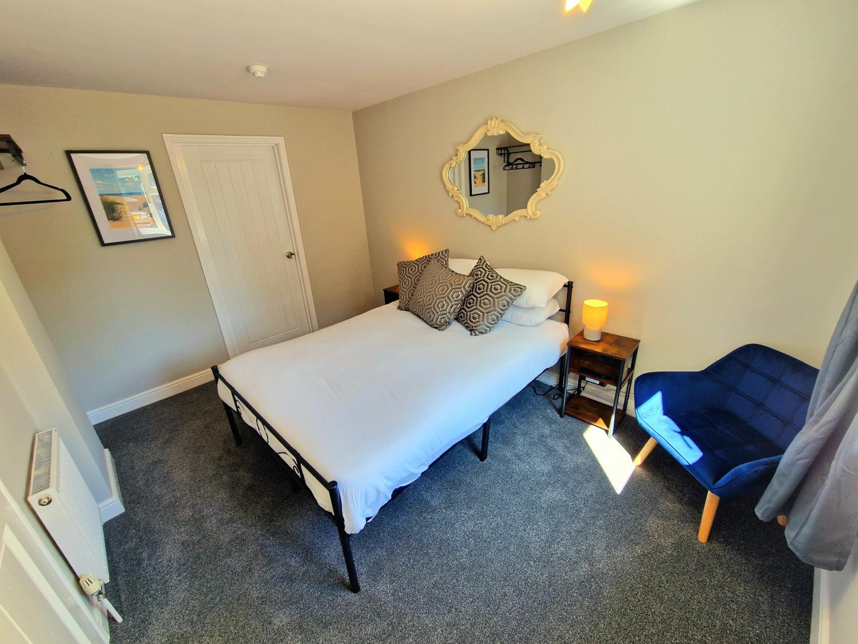 Four-Bedroom Deluxe Apartment photo 2