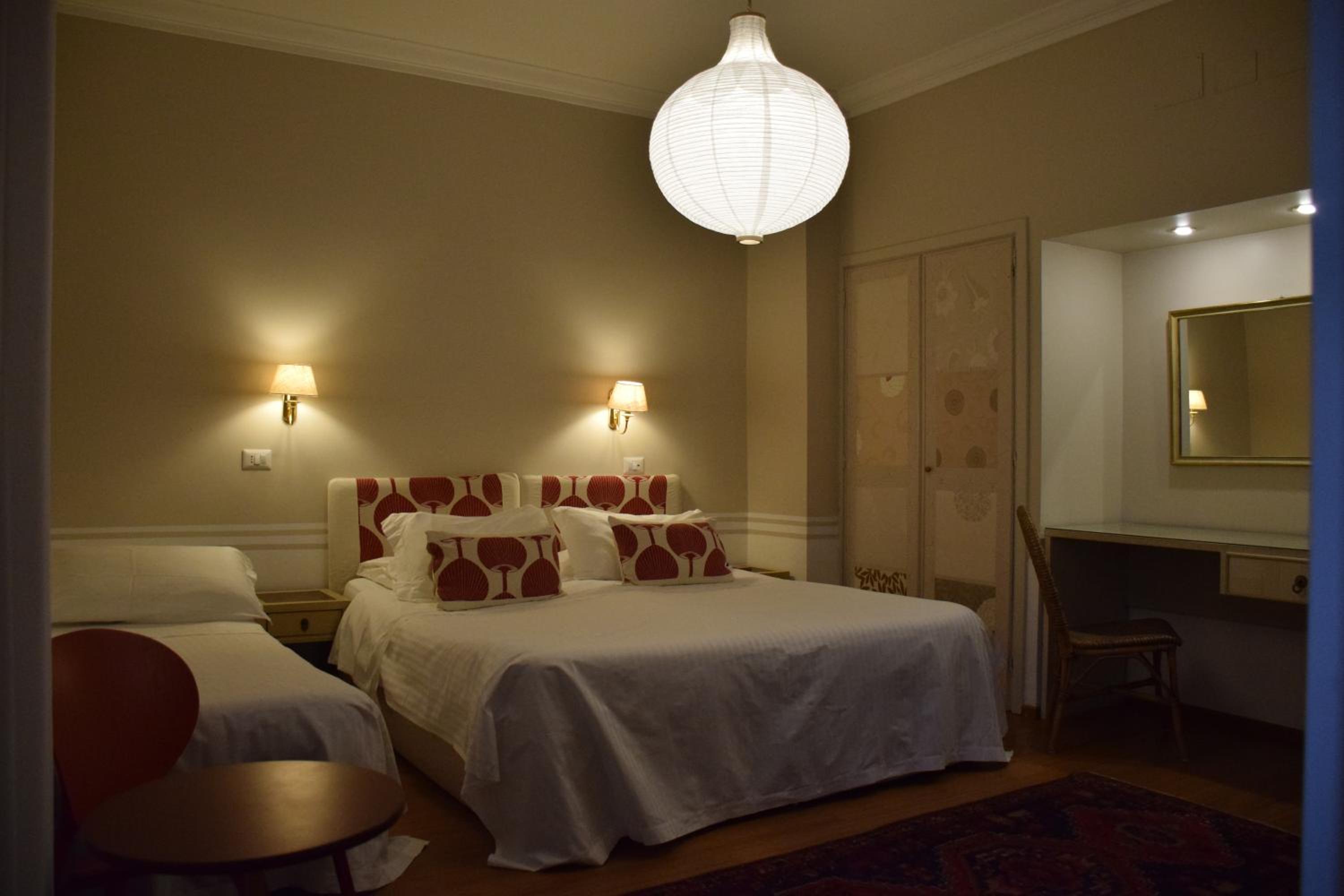 Hotel Lancelot - Photo 18