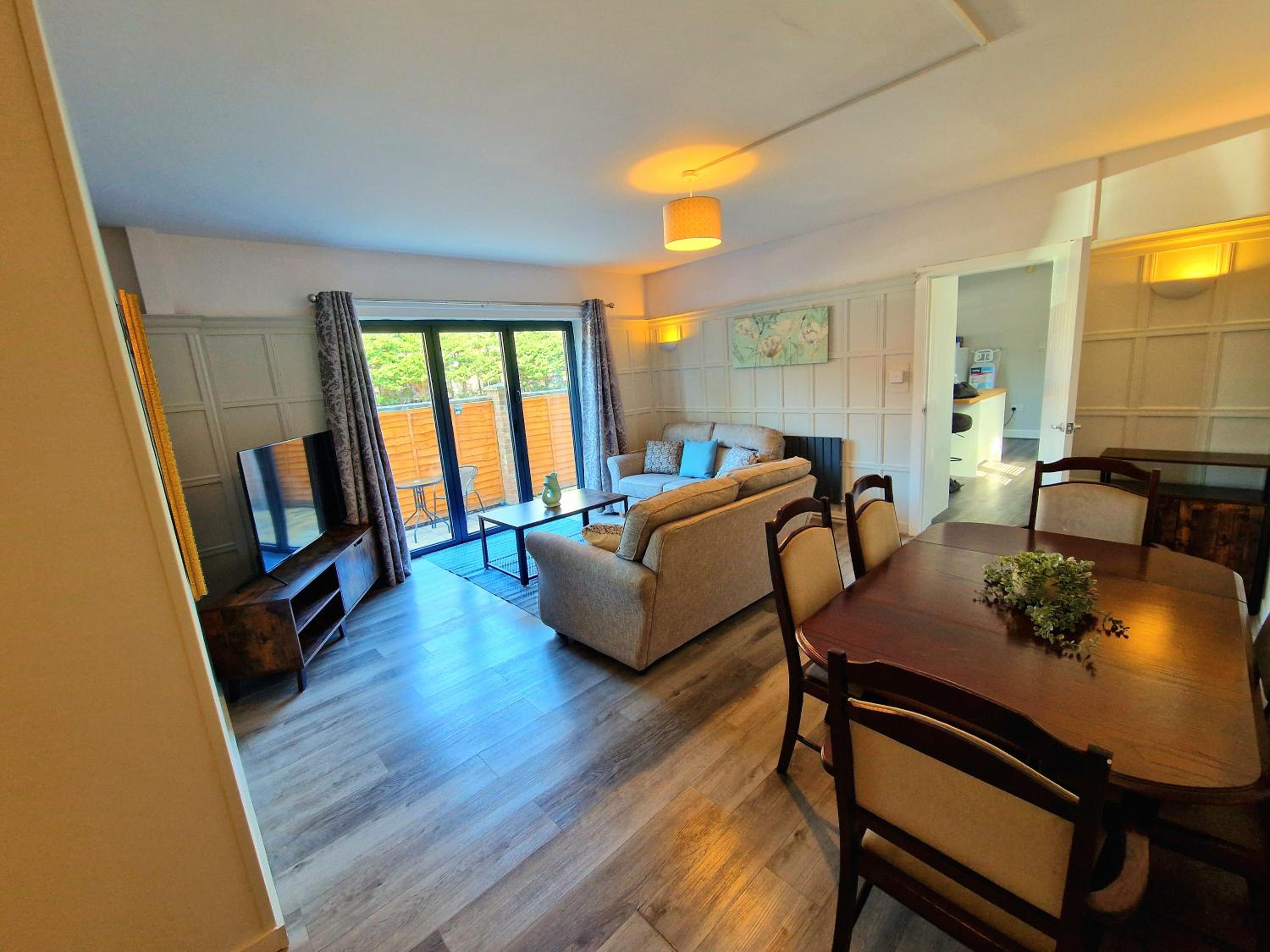 Three-Bedroom Premium Apartment photo 1