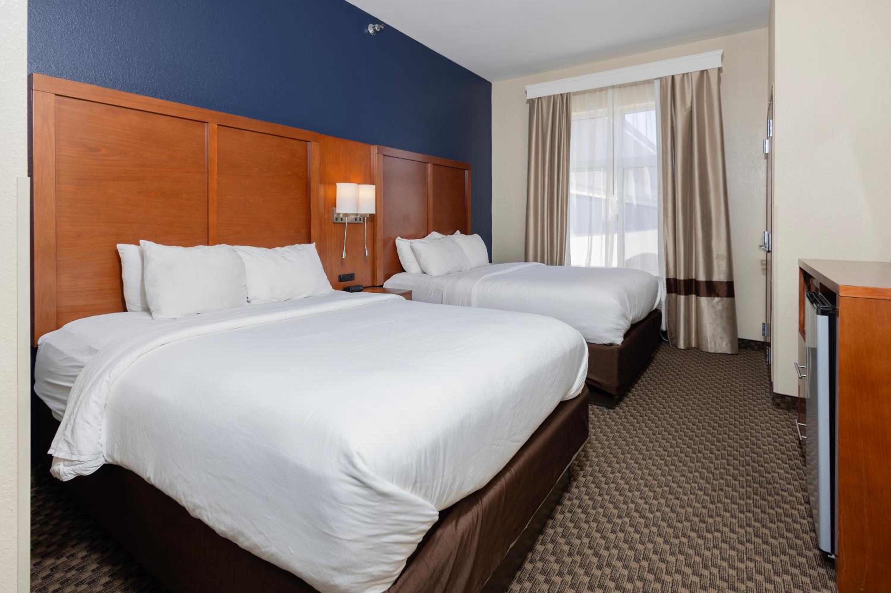 Superior Suite with Two Queen Beds and Two Double Beds - Non-Smoking - Photo 1