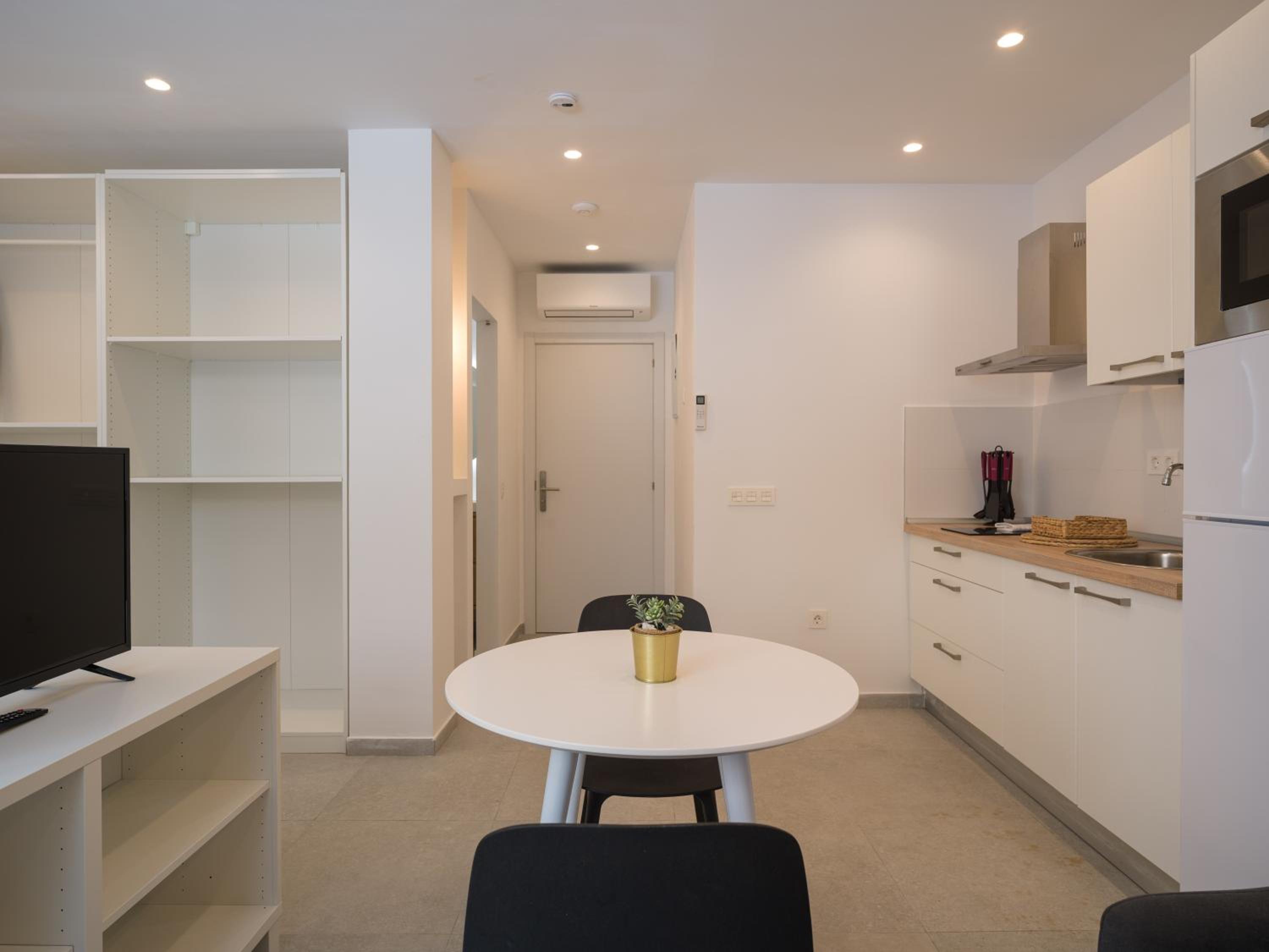 Studio Apartment