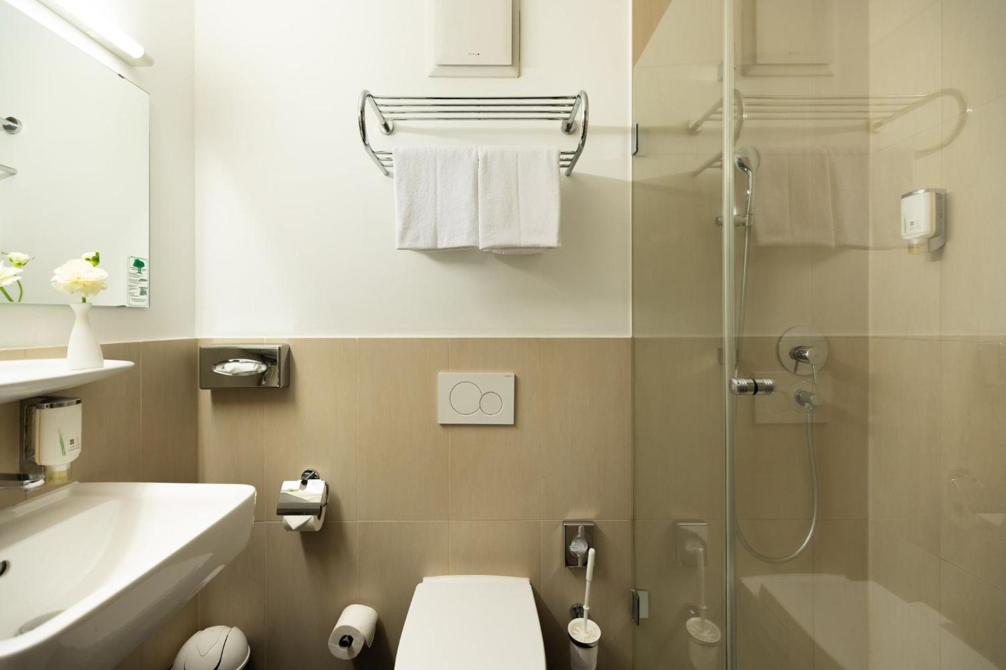 Standard Room - Photo 5