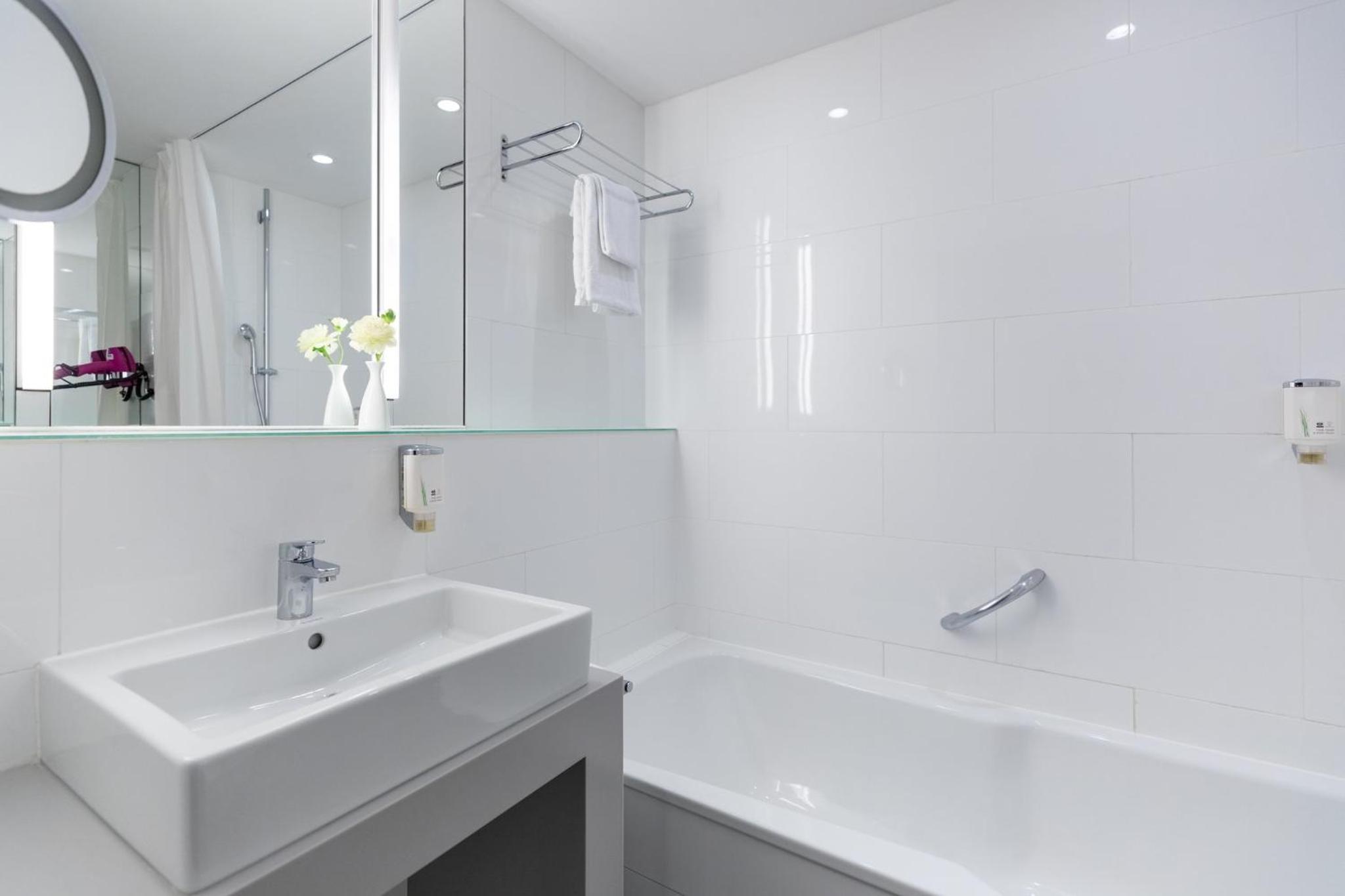 Standard Room - Photo 7