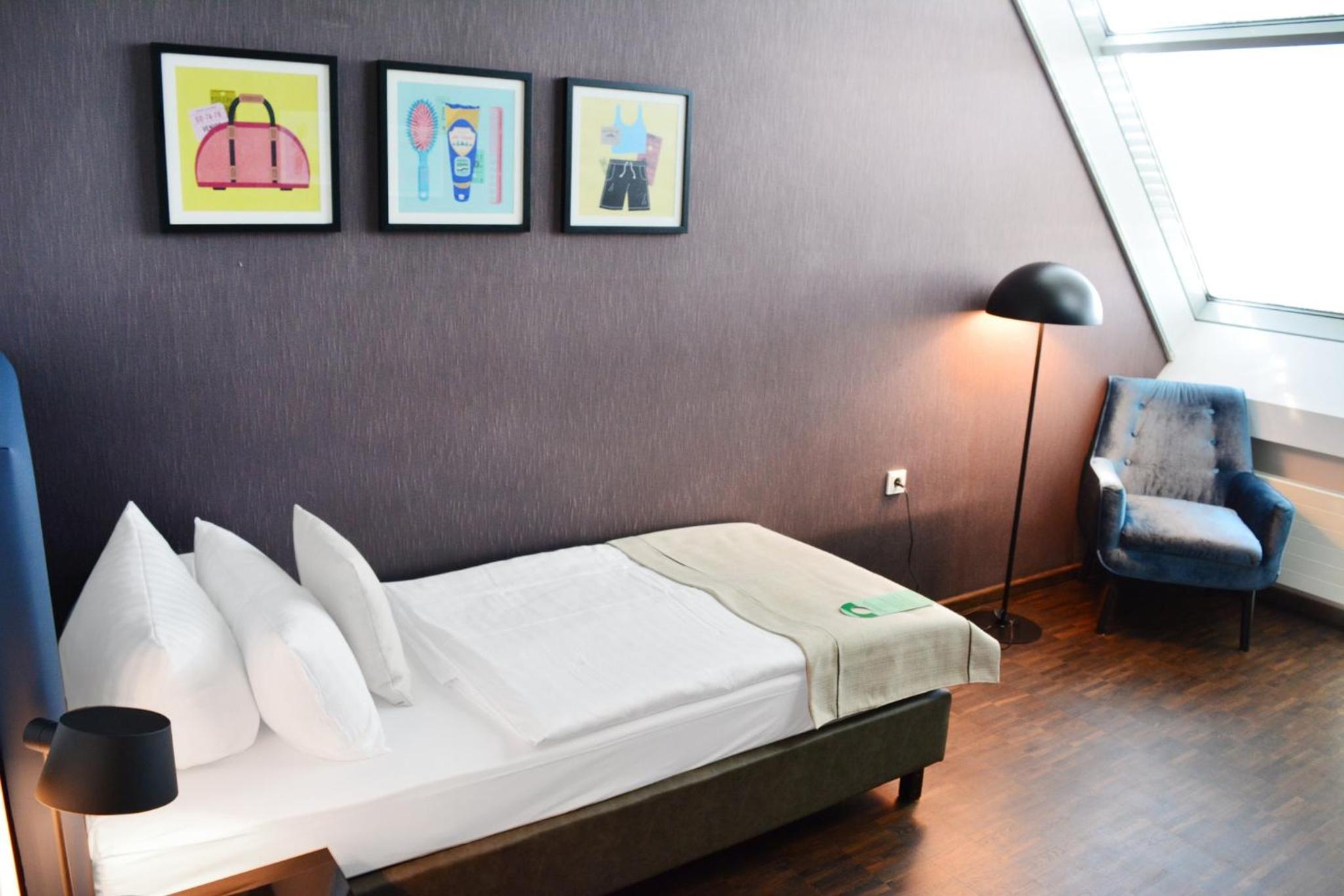 Standard Room - Photo 16