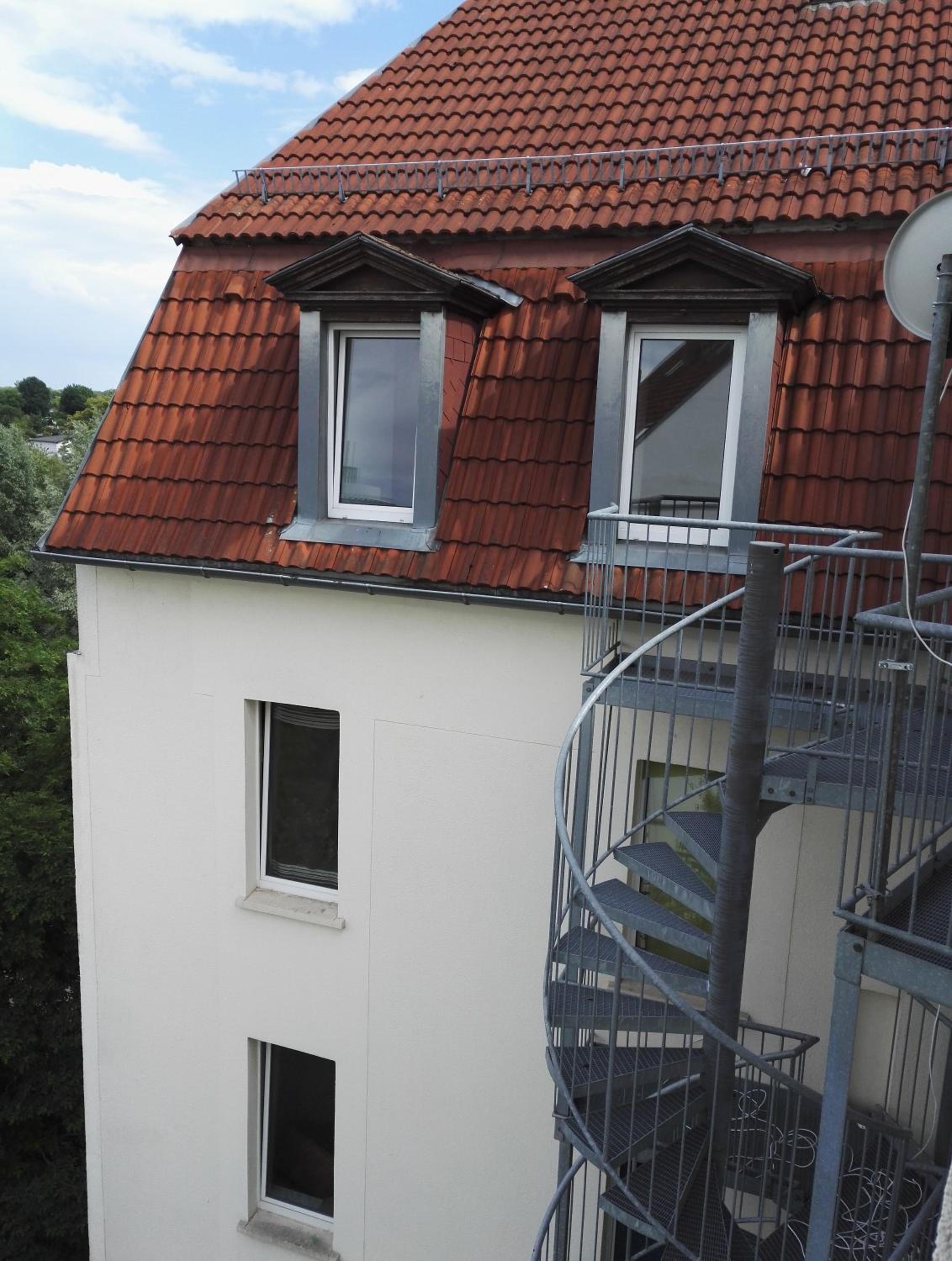 Studio Apartment - Photo 4