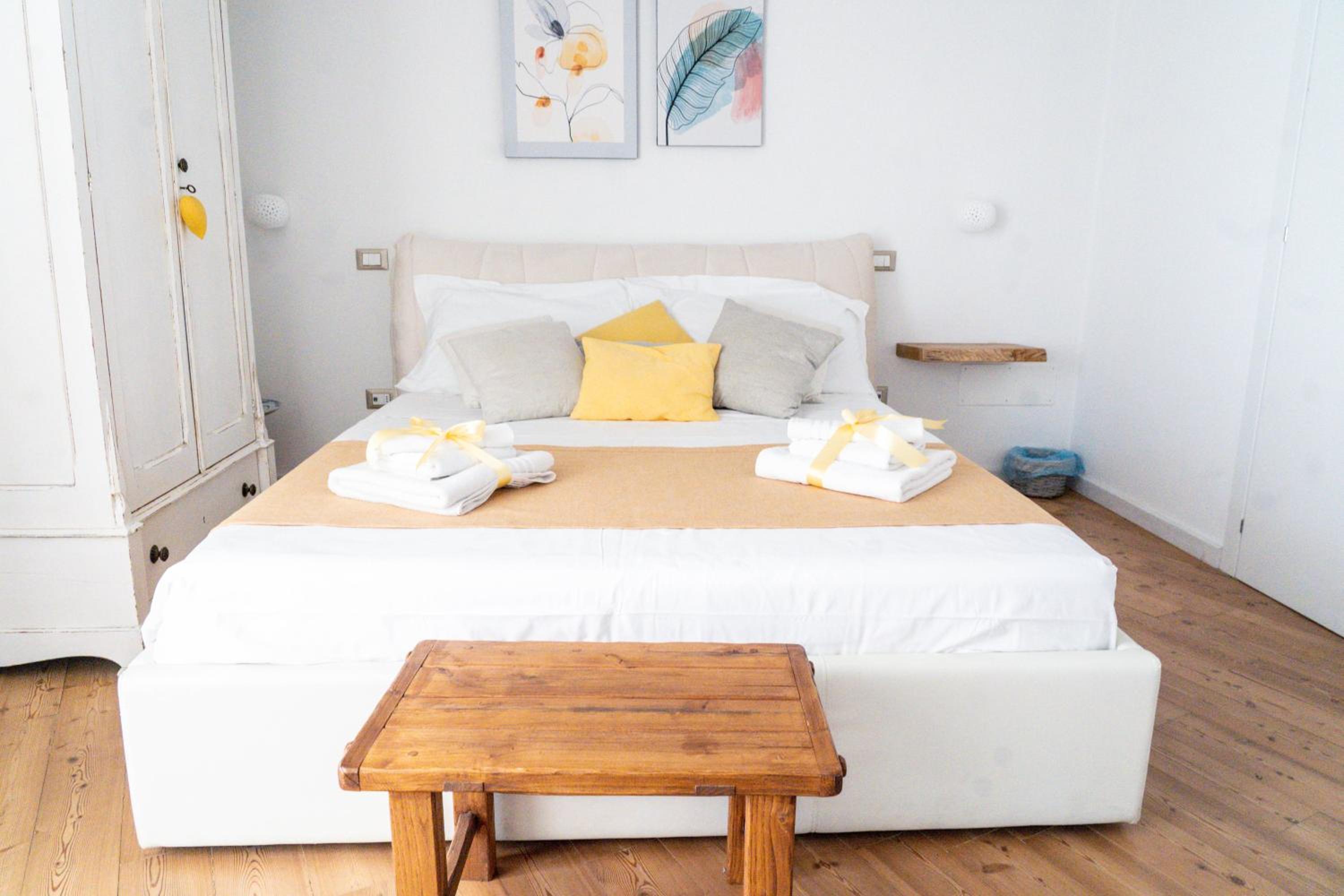 Double Room with Private Bathroom photo 2