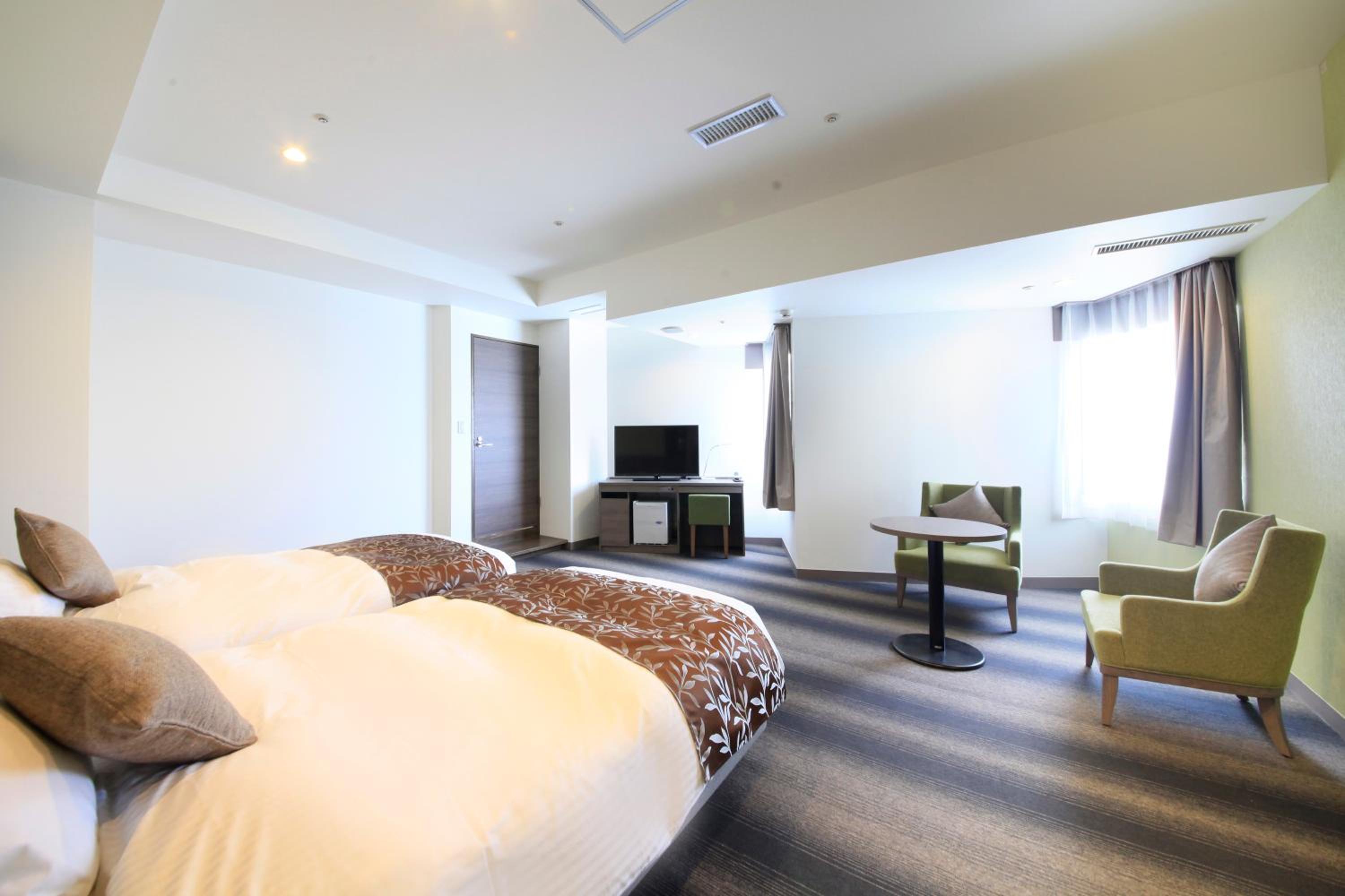 Deluxe Twin Room photo 3