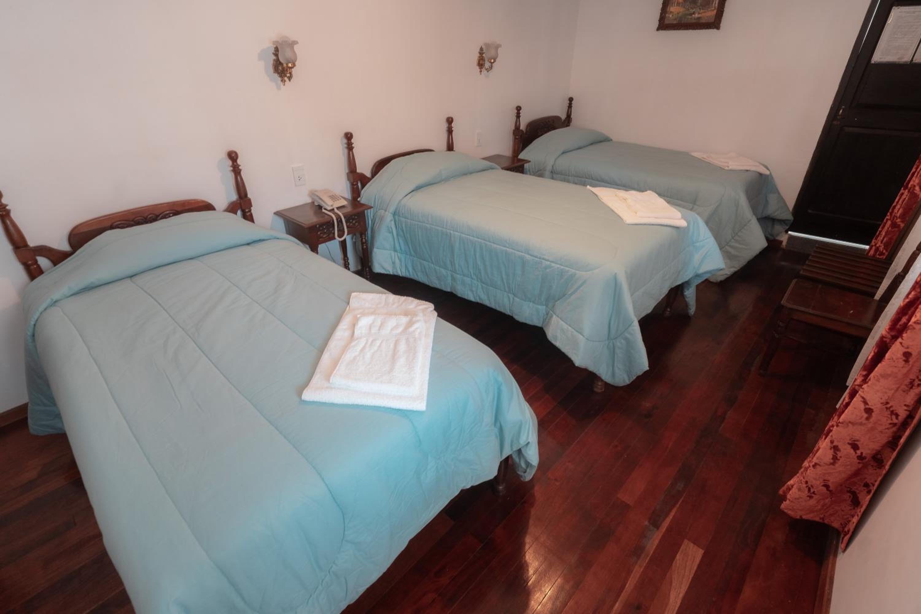 Triple Room with Private Bathroom photo 3