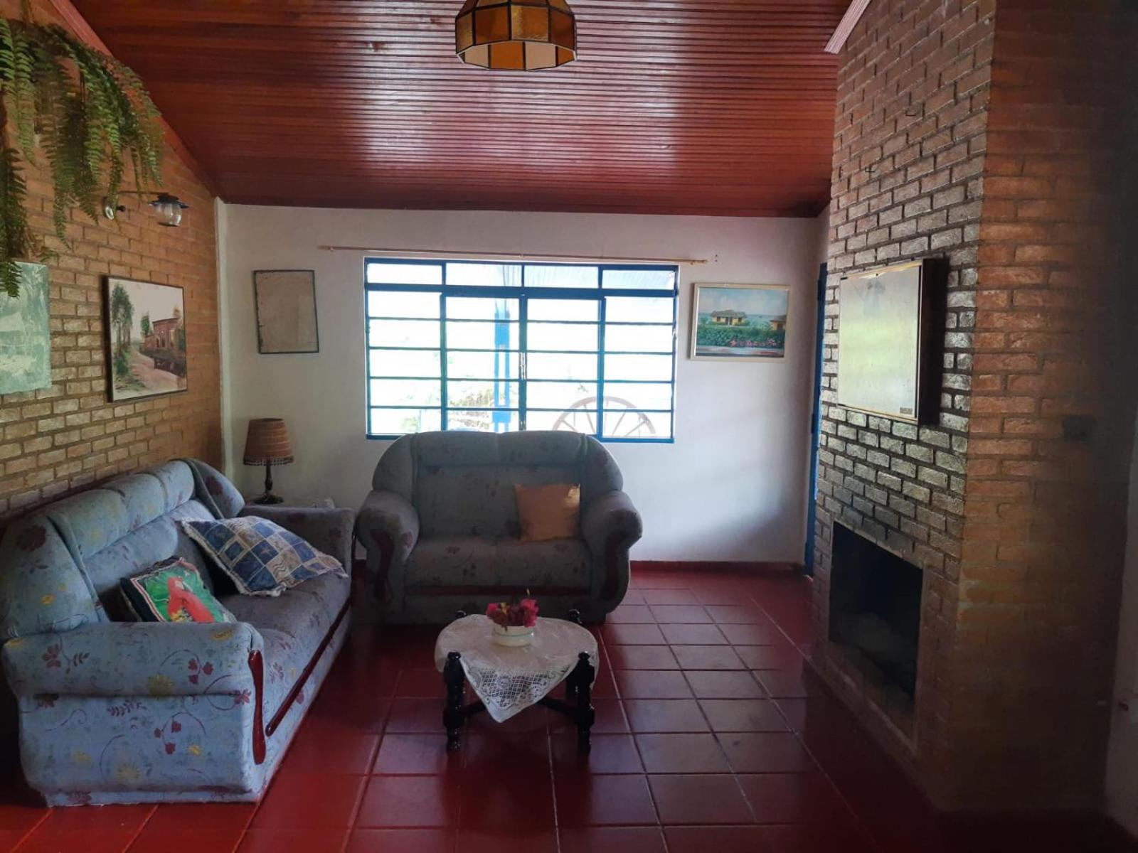 Eight-Bedroom House photo 1