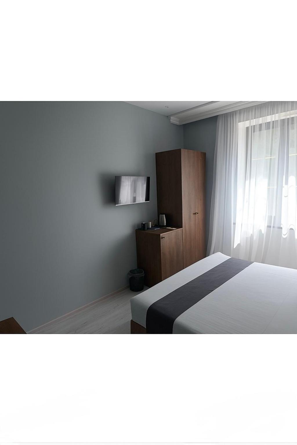 Deluxe Double or Twin Room with City View photo 3