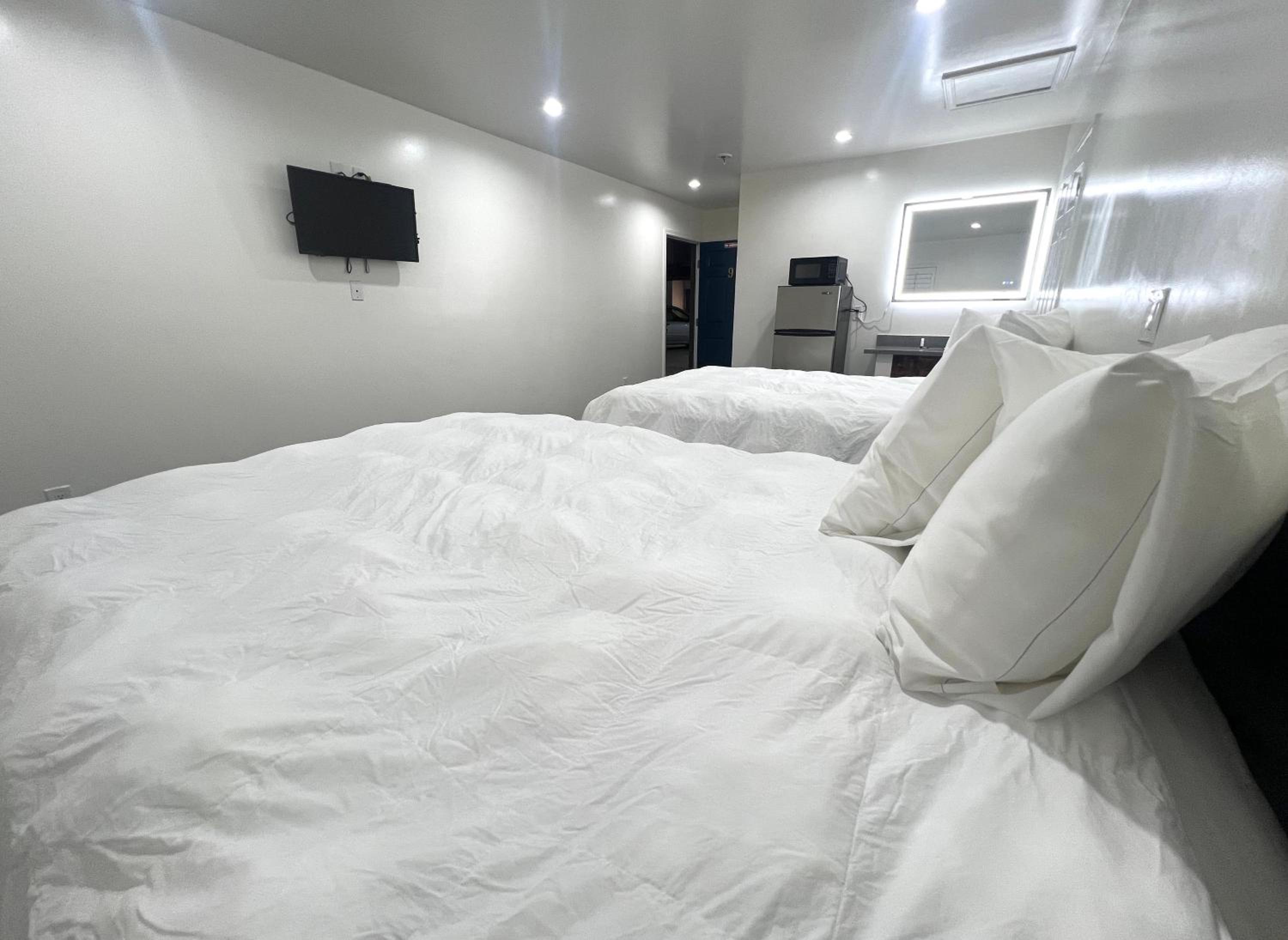 Deluxe Queen Room photo 3