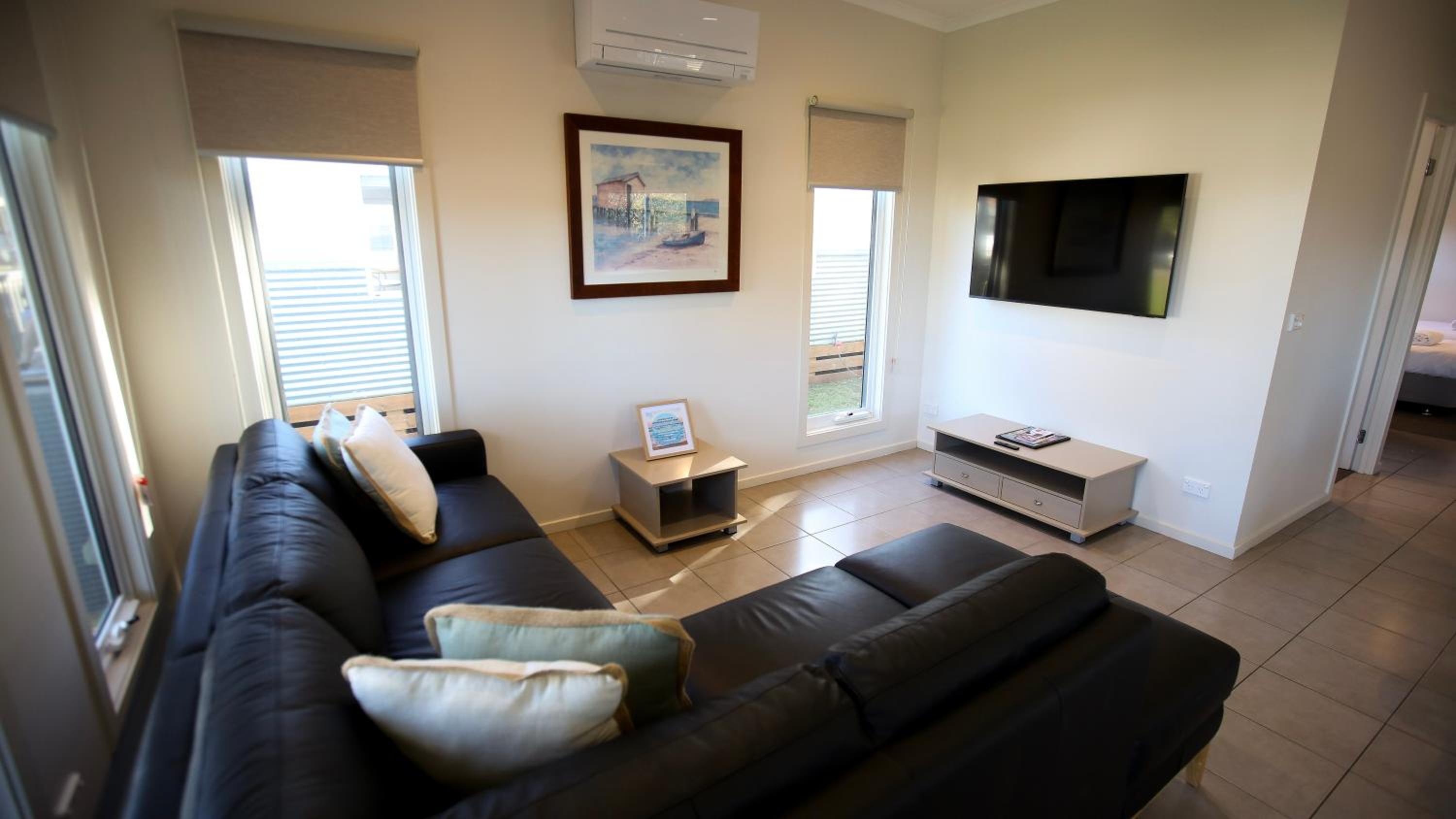 Family Room with Balcony photo 2