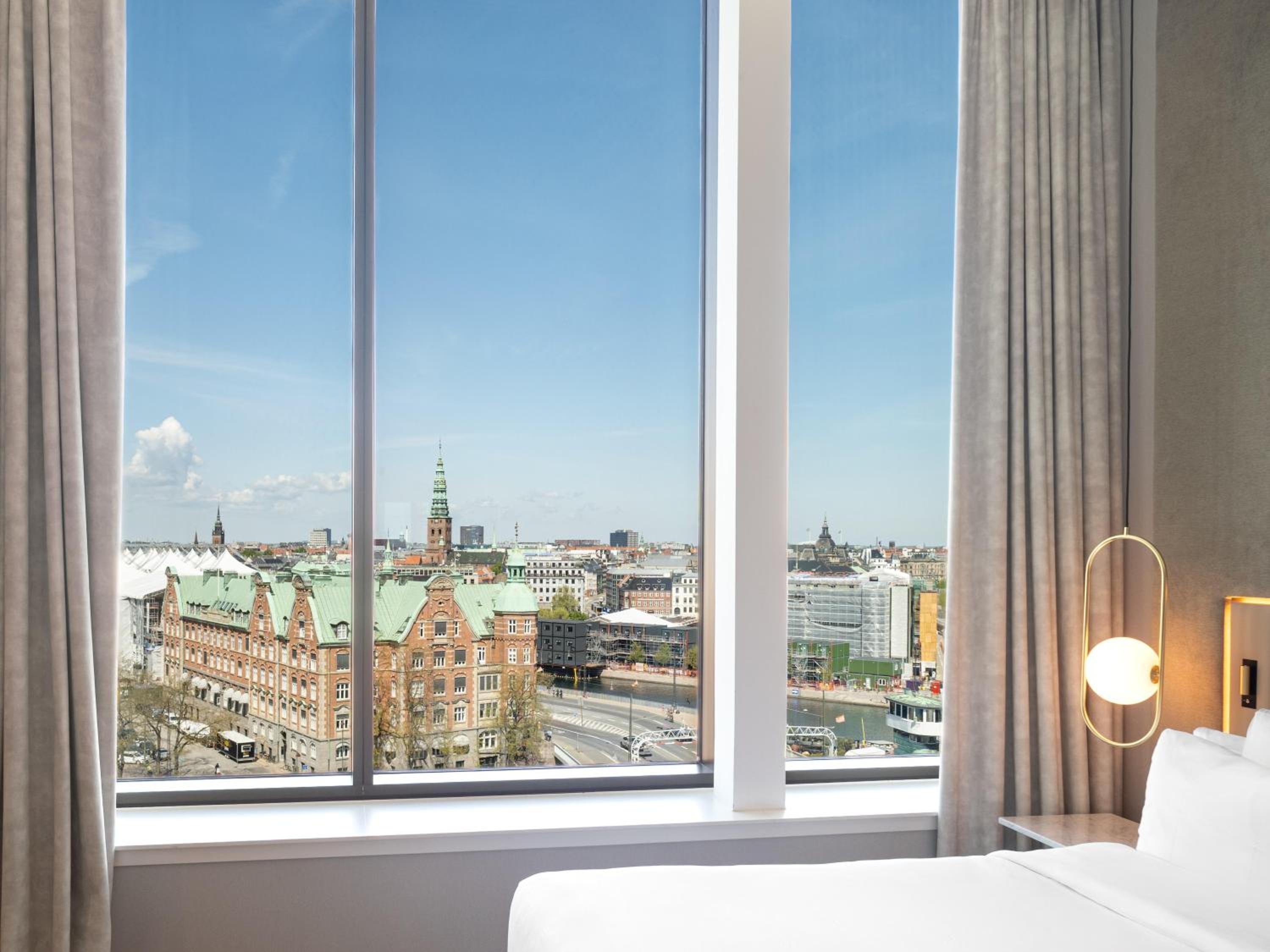Waterfront Suite photo 1