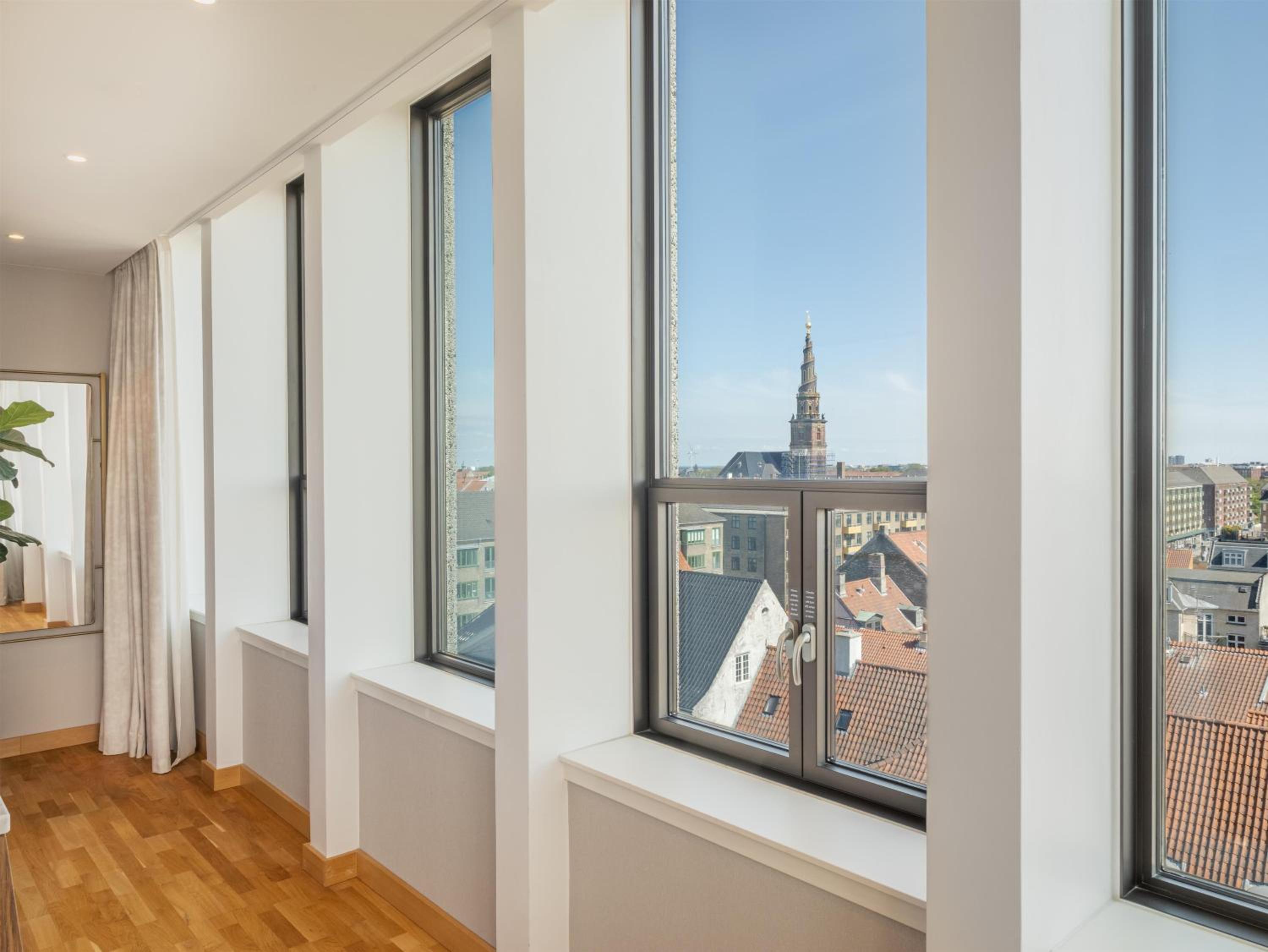 Premium Corner Room with View photo 2