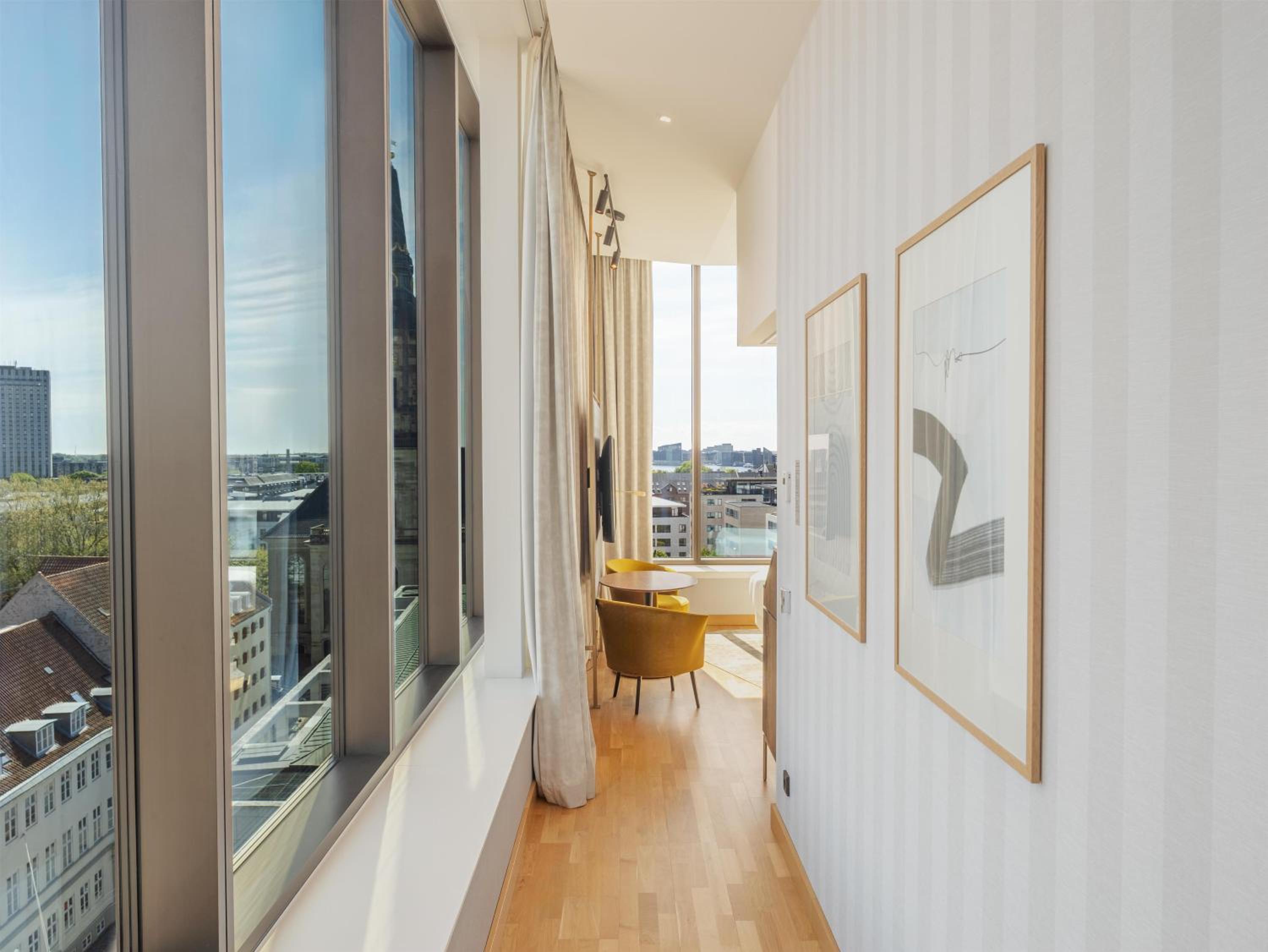 Premium Corner Room with View photo 3