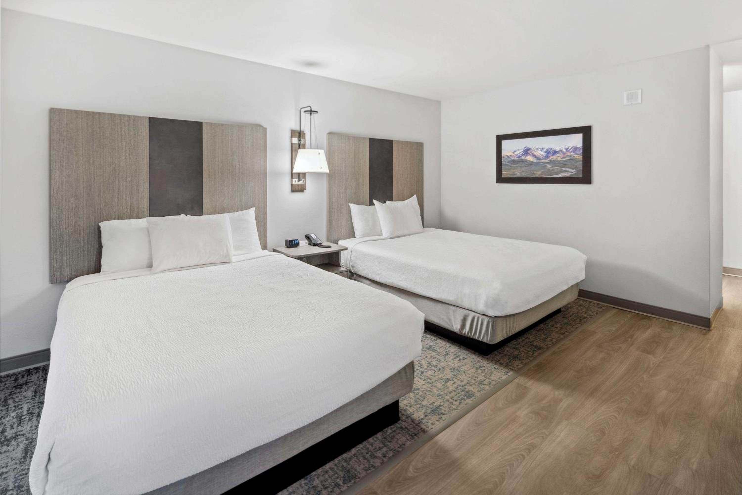 Queen Room with Two Queen Beds - Photo 1