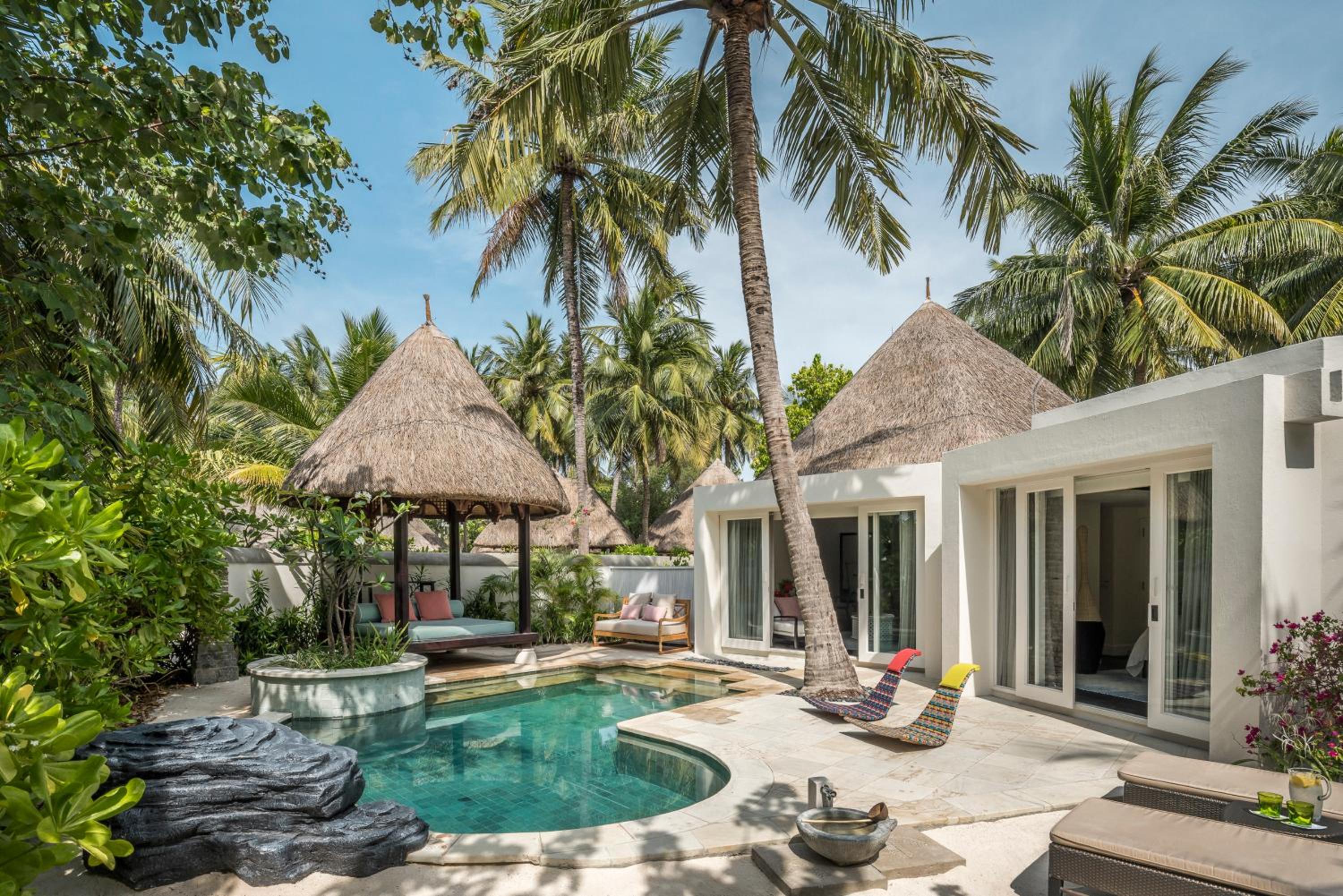 Two Bedroom Beach Pavilion With Pool - Room Rate inclusive of breakfast for 4 adults