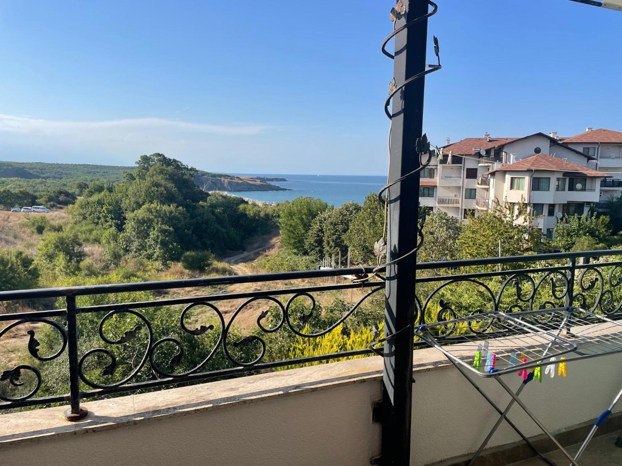 One-Bedroom Apartment with Sea View and Terrace photo 1