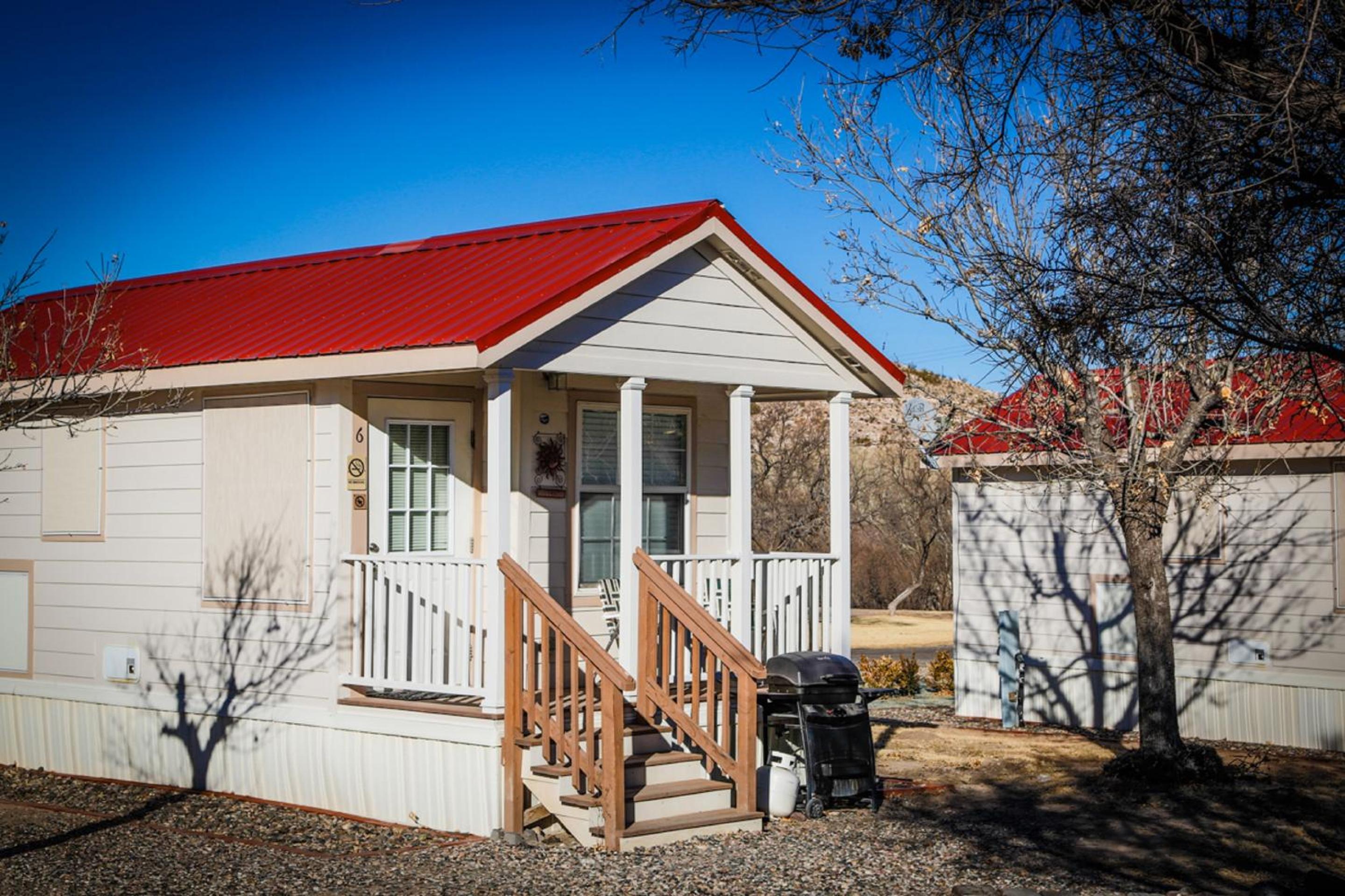 One-Bedroom Park Model photo 2
