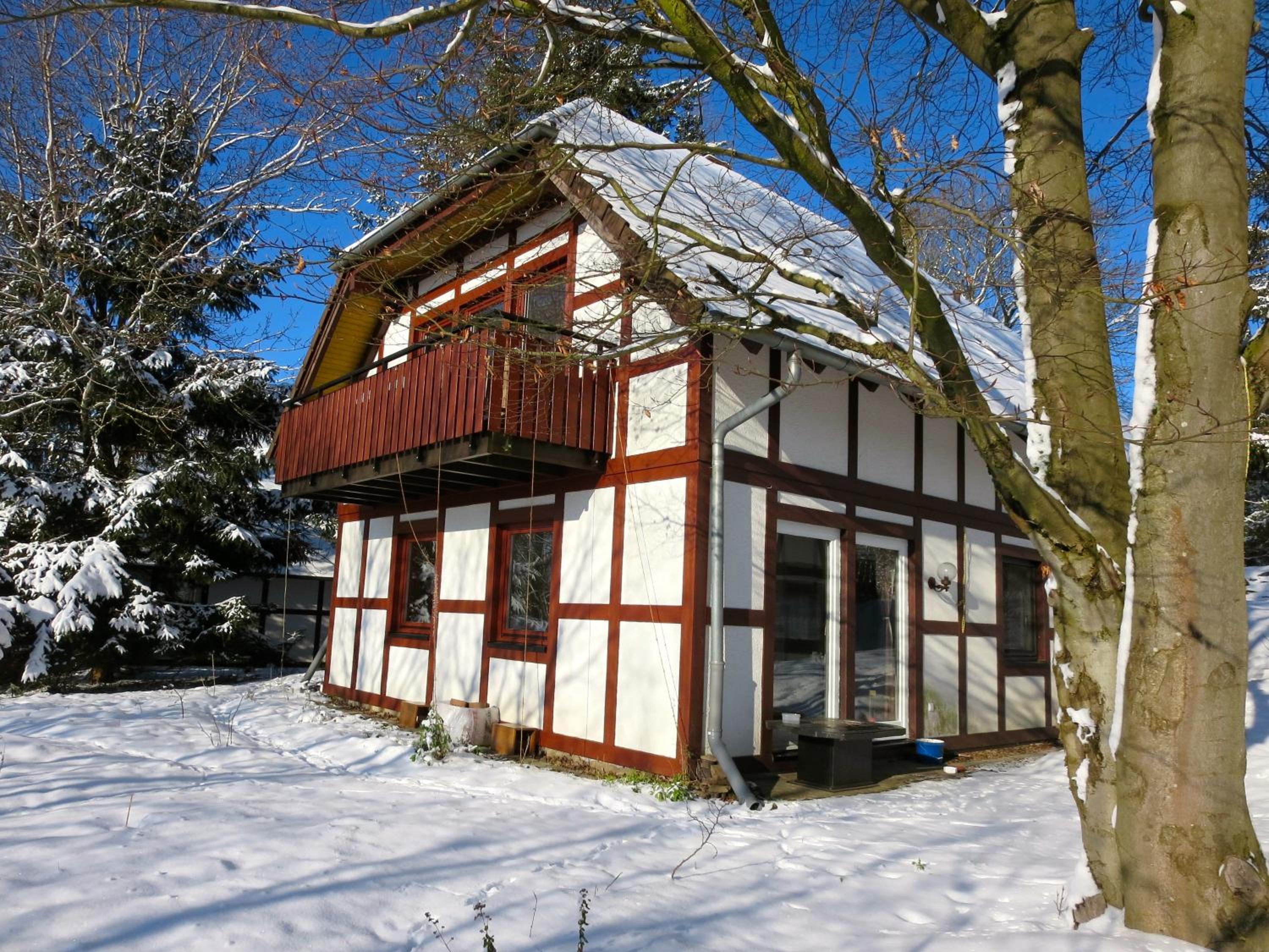 Two-Bedroom Apartment with Mountain View photo 1