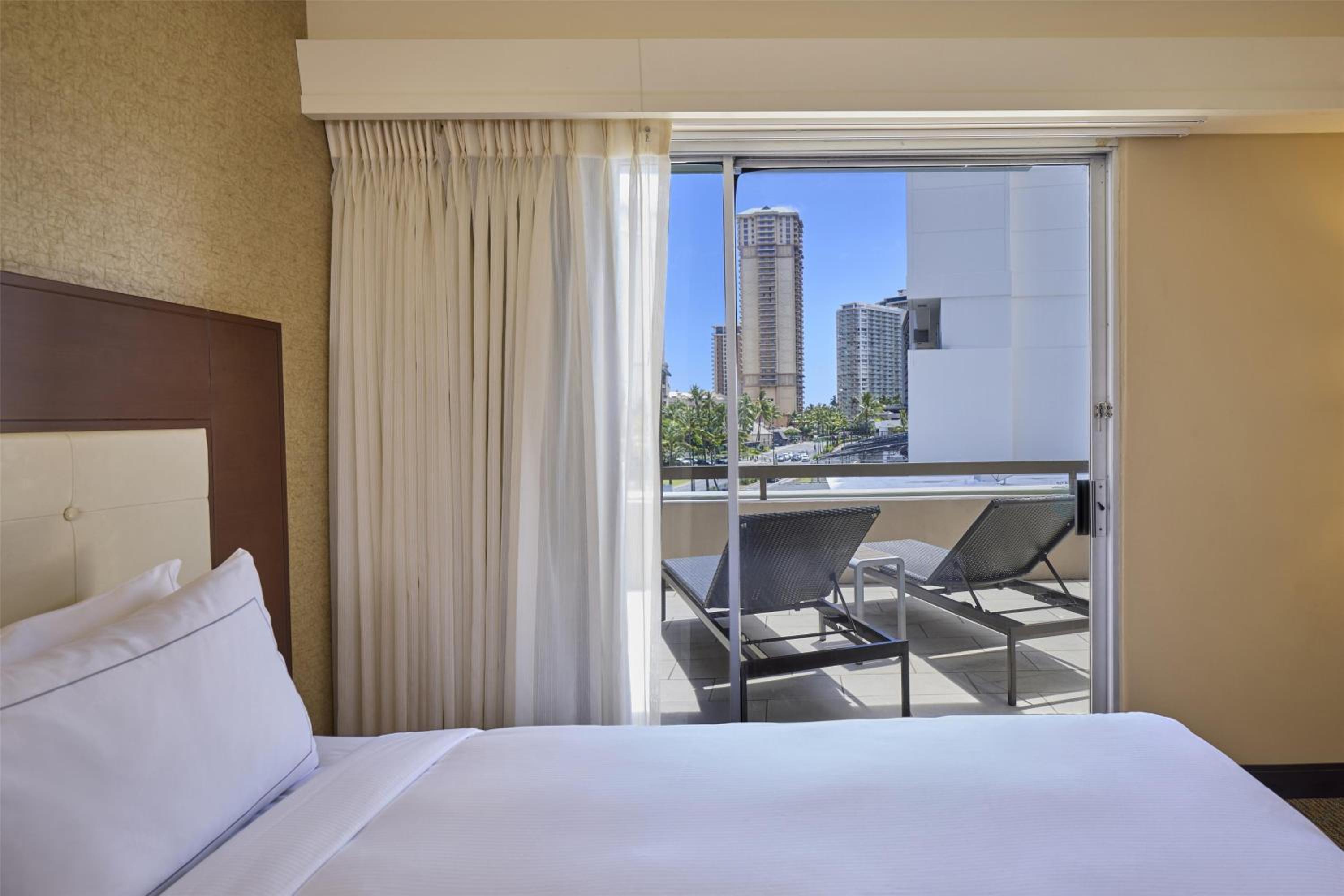 Queen Room with Two Queen Beds and City View - Photo 3