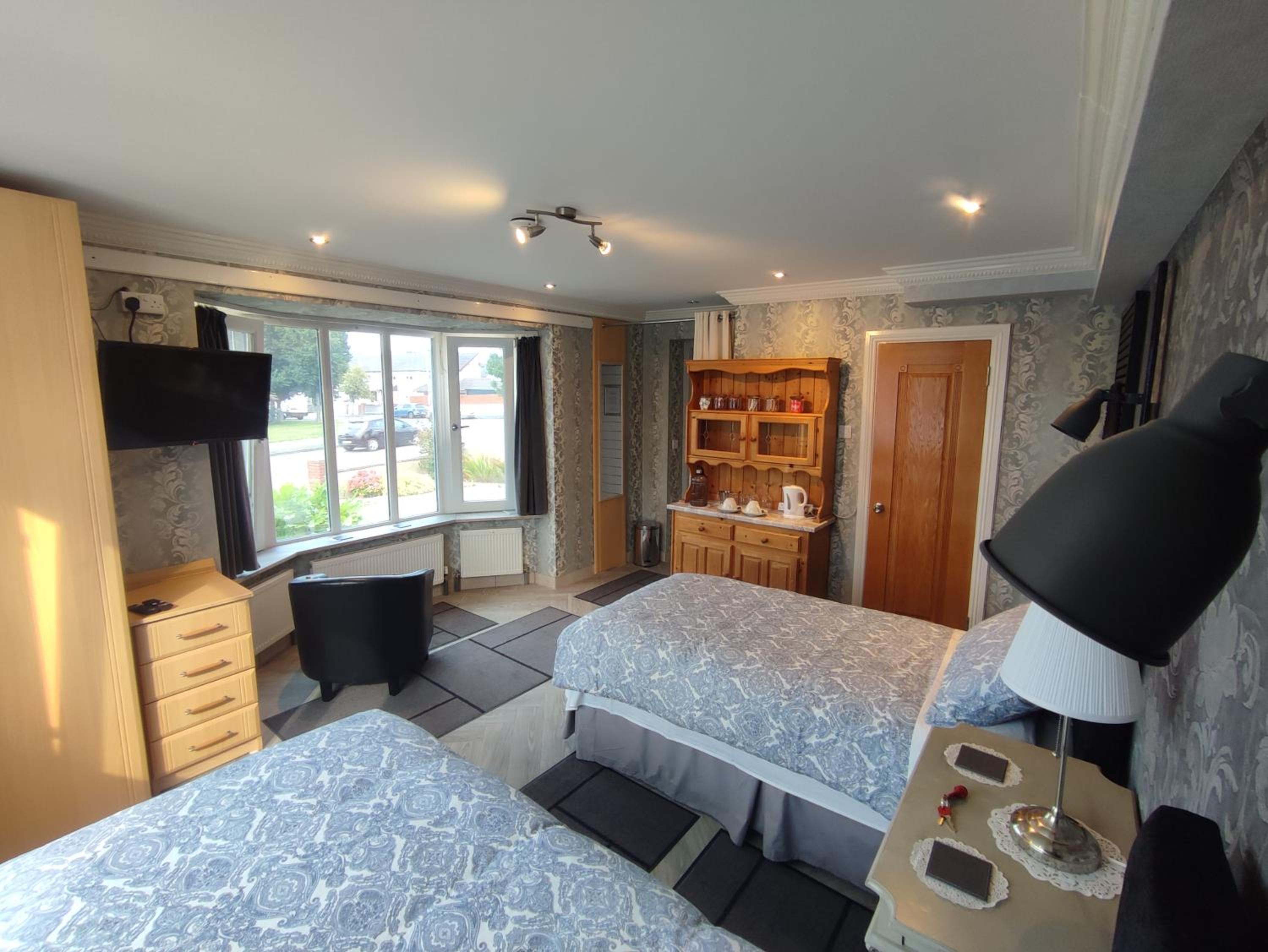 Deluxe Twin Room photo 3