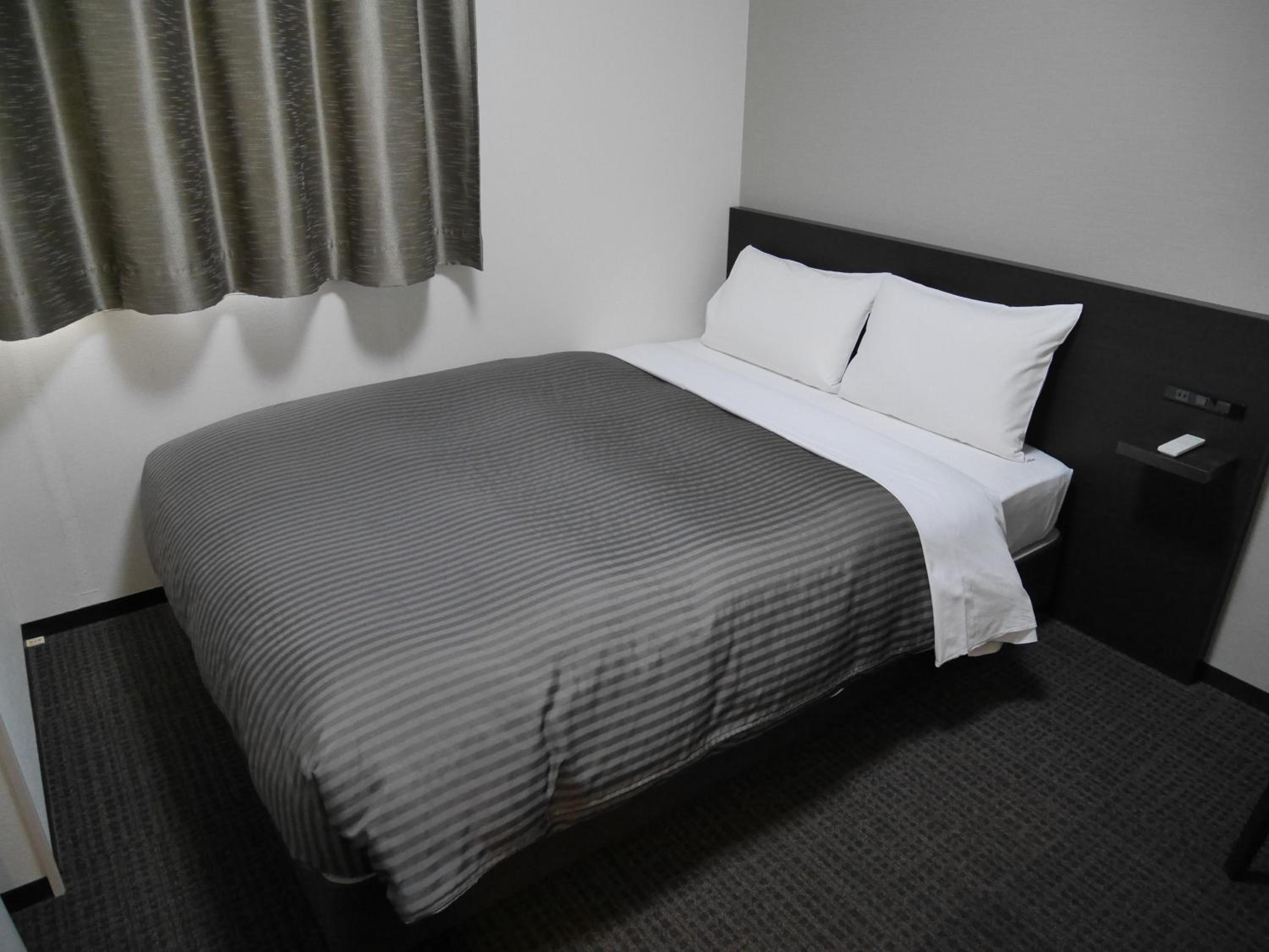 Double Room - Photo 7