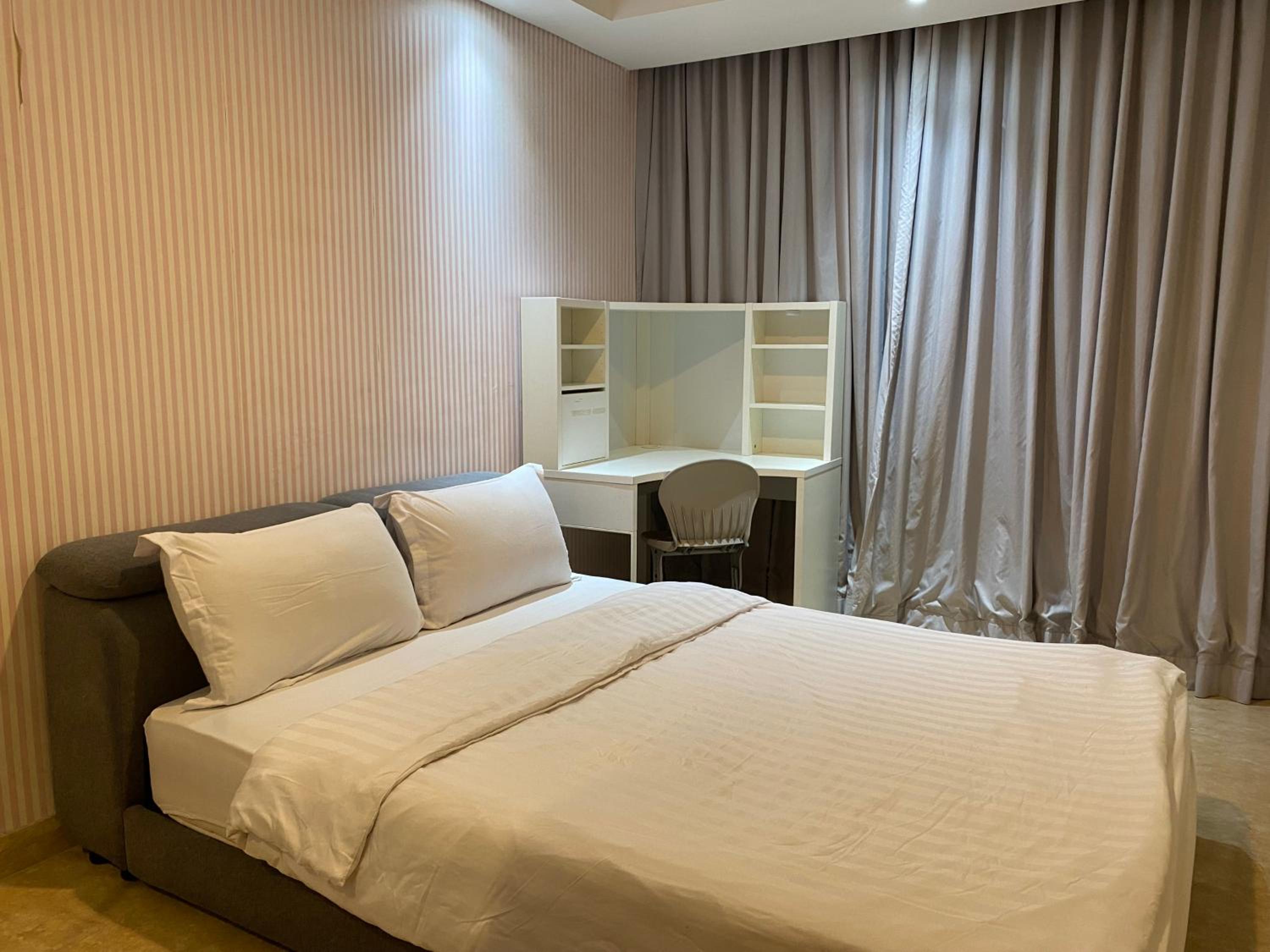Three-Bedroom Deluxe Apartment - Photo 1