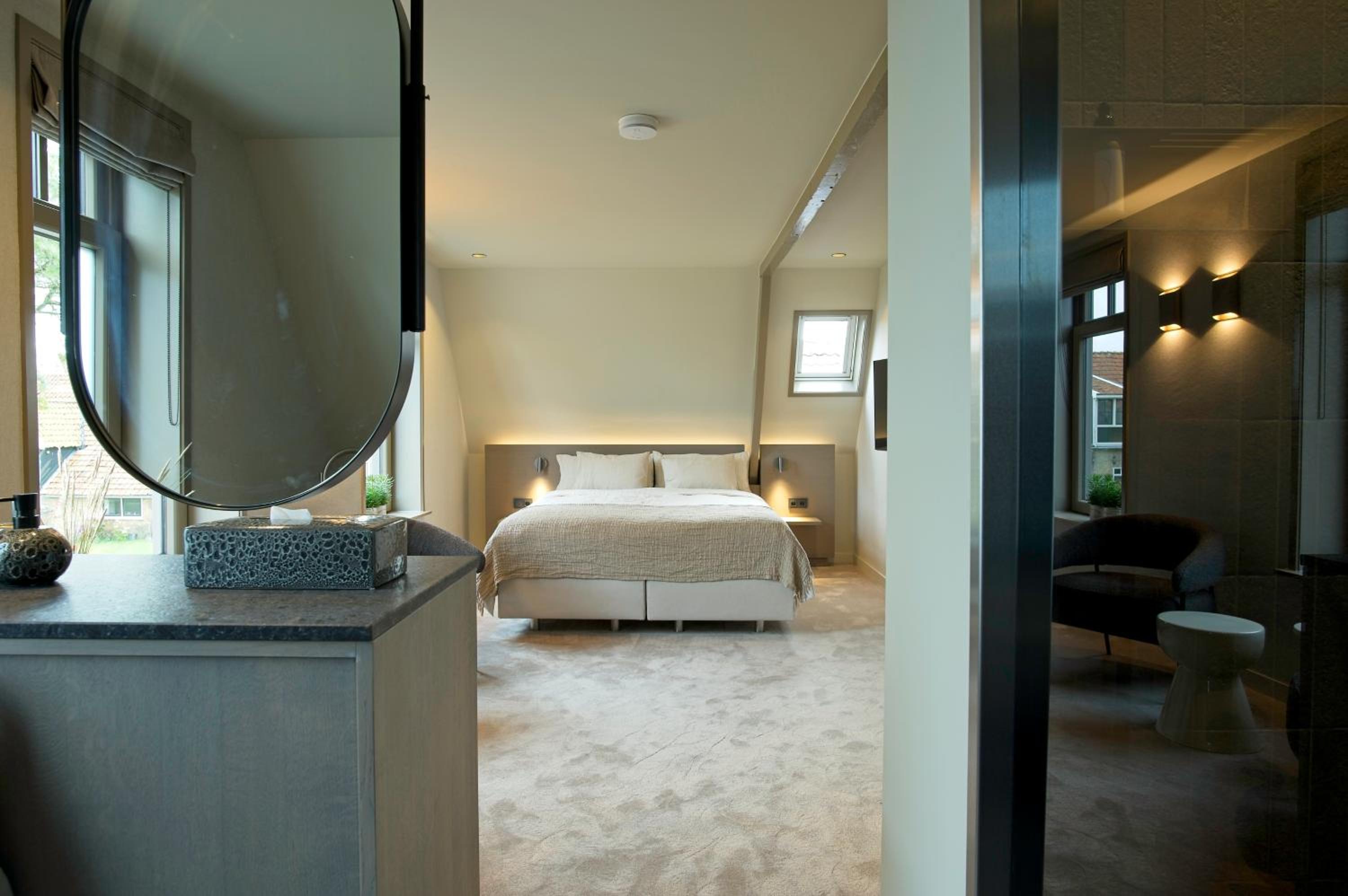 Deluxe Double Room with Bath photo 1