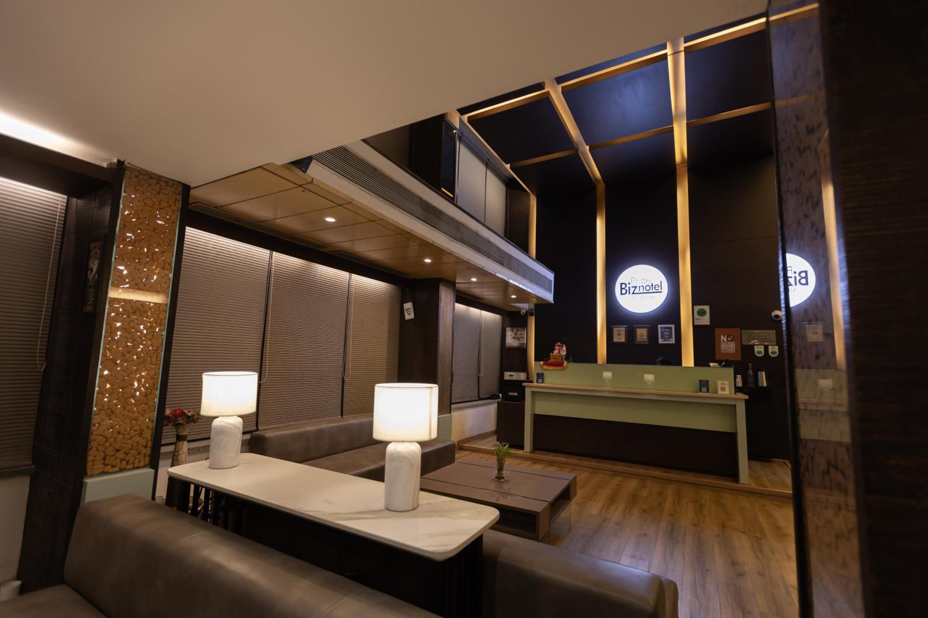 Suite - Photo 3