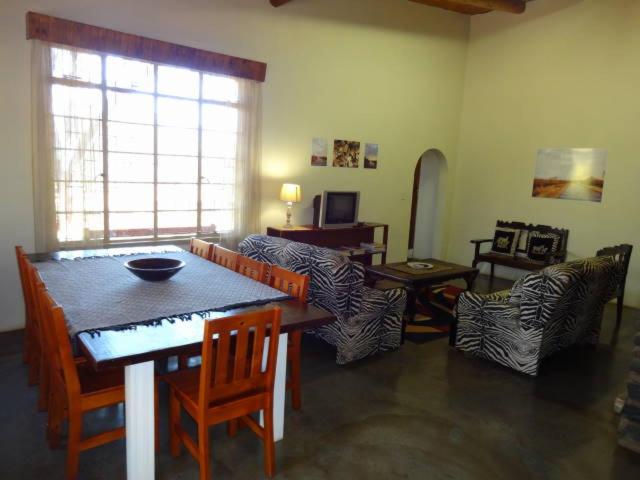 Four-Bedroom House photo 1