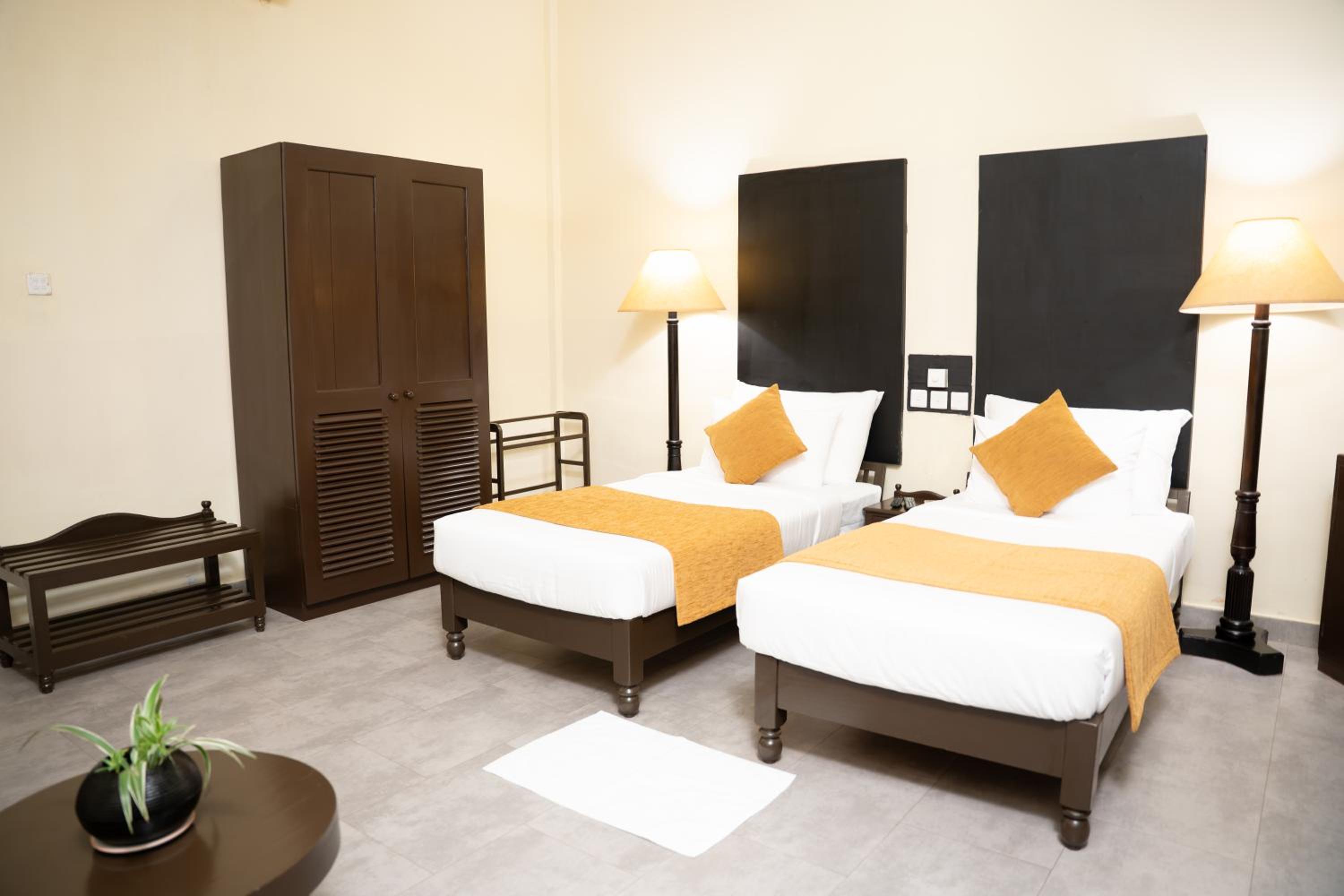 Standard Double or Twin Room photo 1