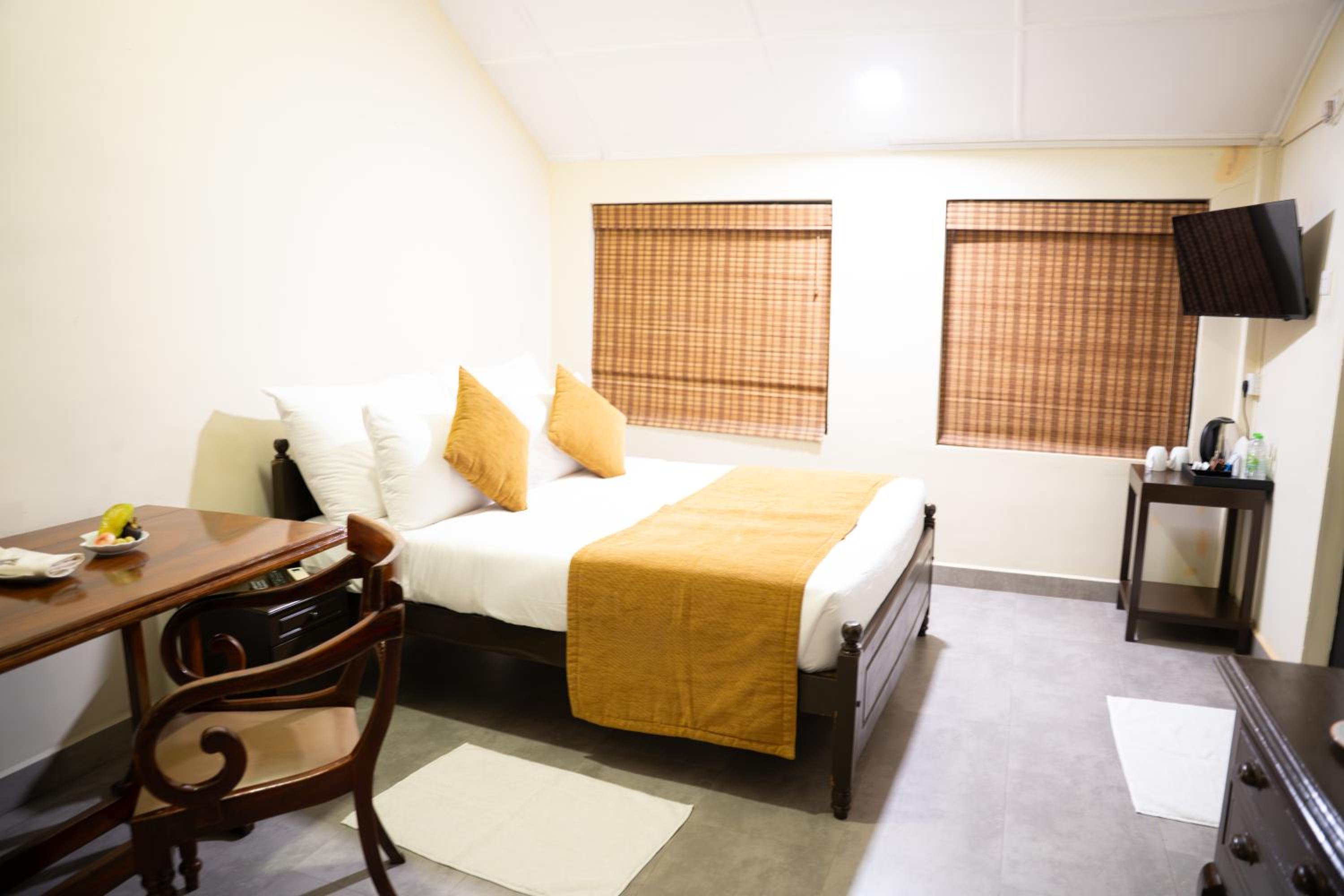 Standard Double or Twin Room photo 3