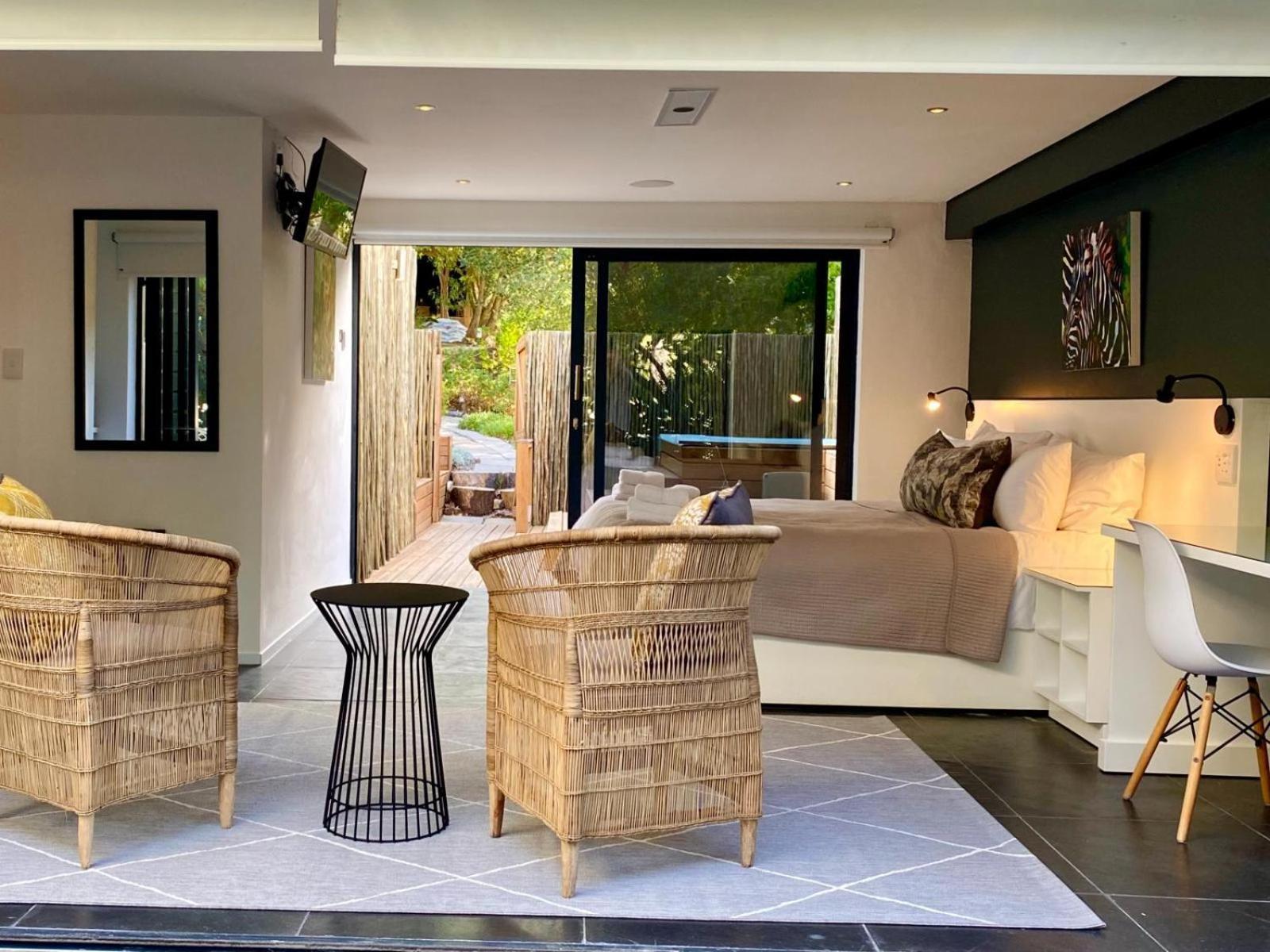 Deluxe Vineyard Facing Room and Patio photo 3