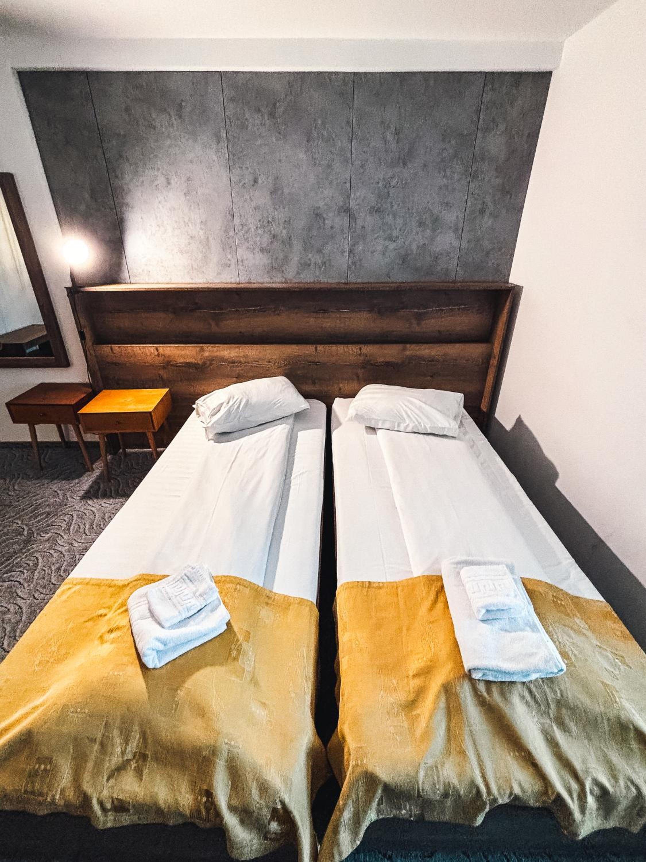 Double Or Twin Room - Photo 6