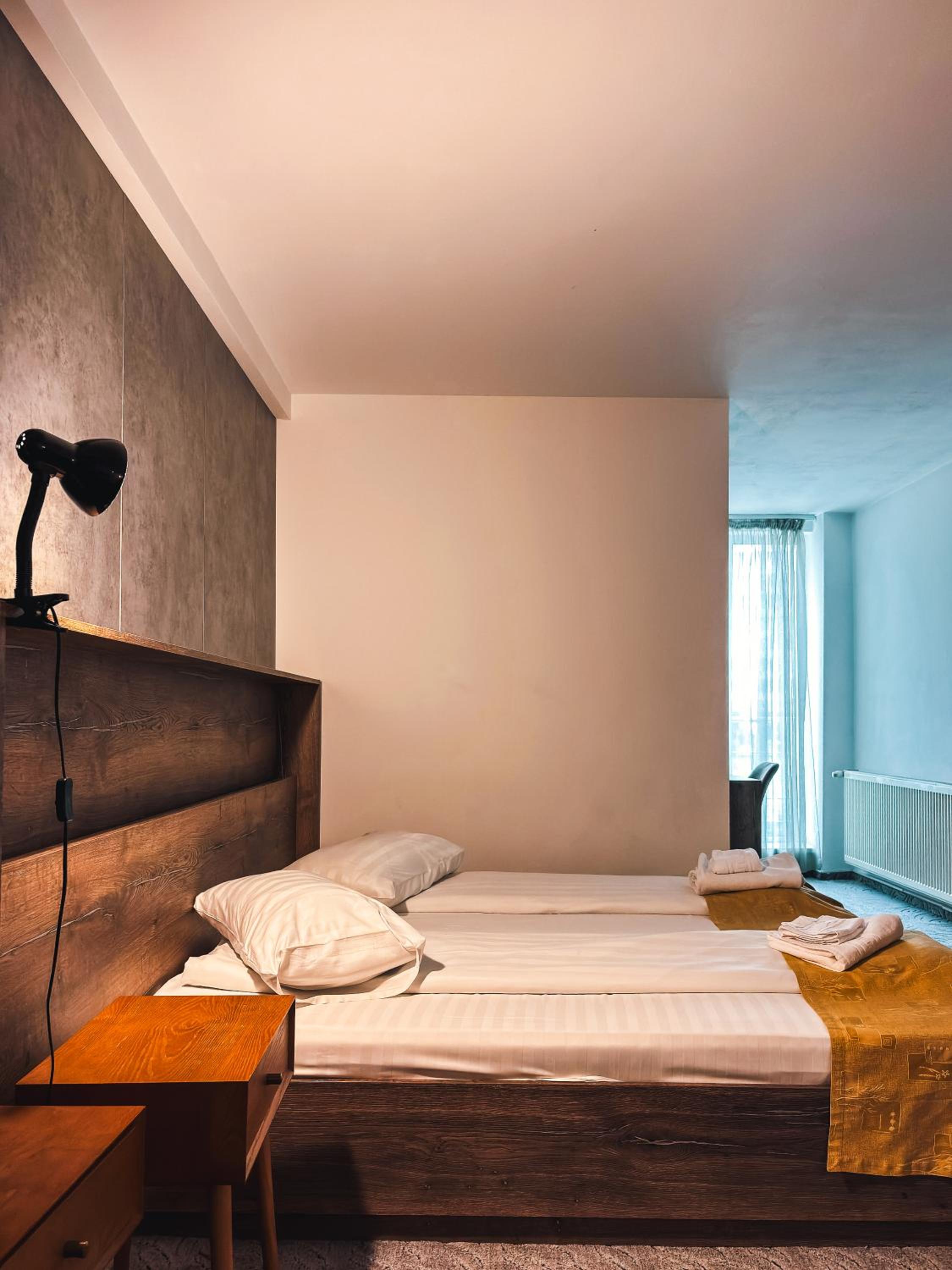 Double Or Twin Room - Photo 10