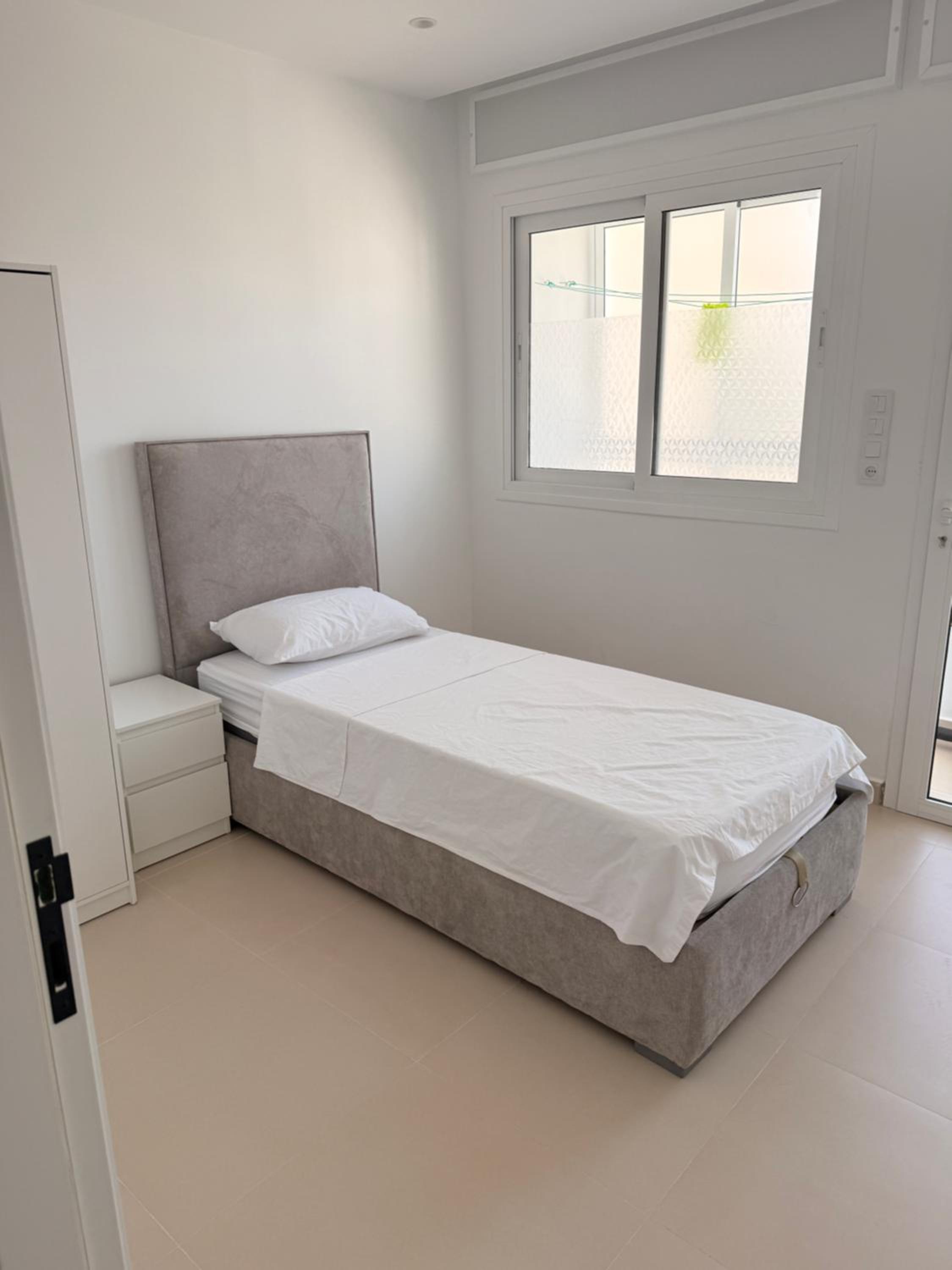 Three-Bedroom Apartment - High Floor photo 1
