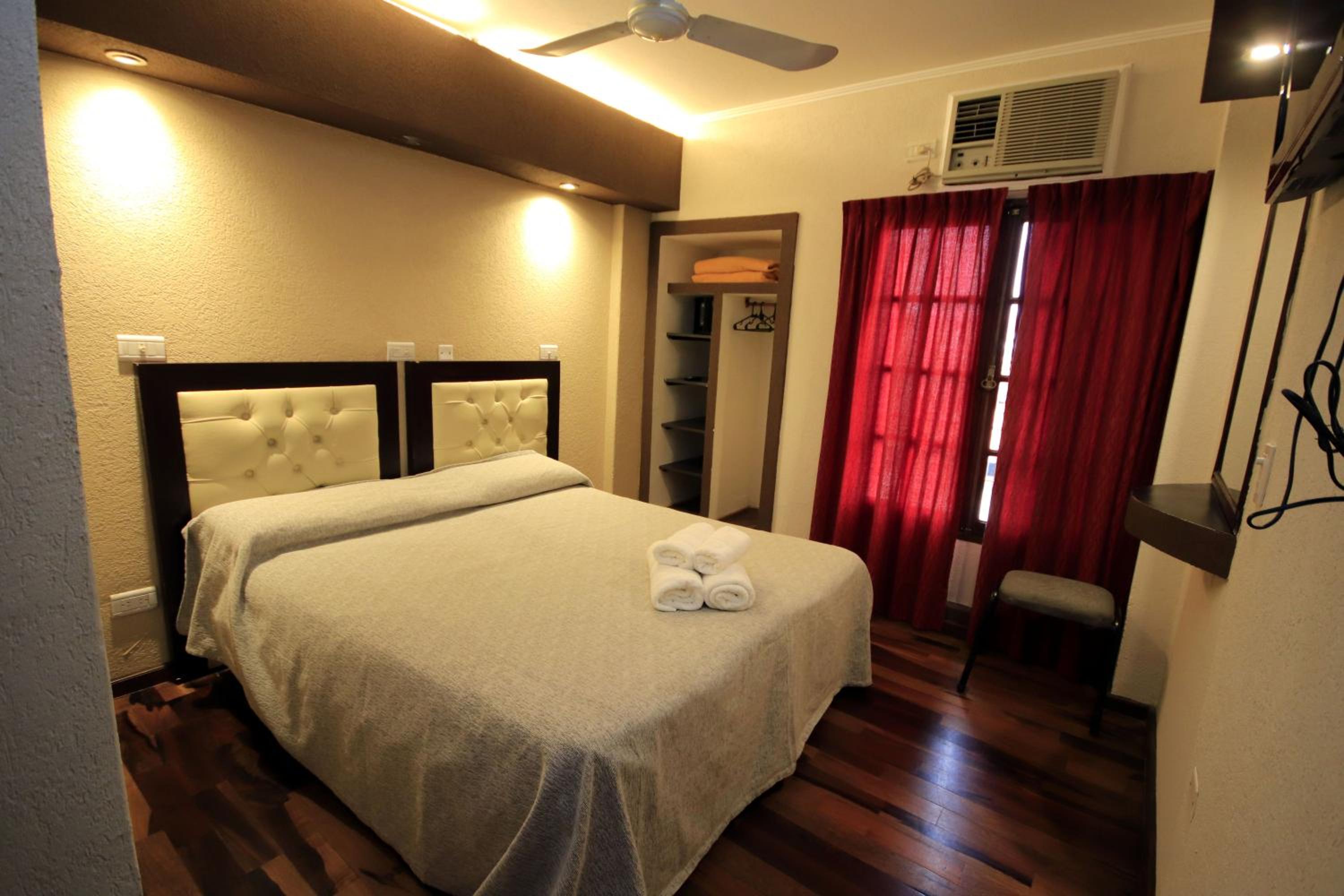 Double or Twin Room photo 1