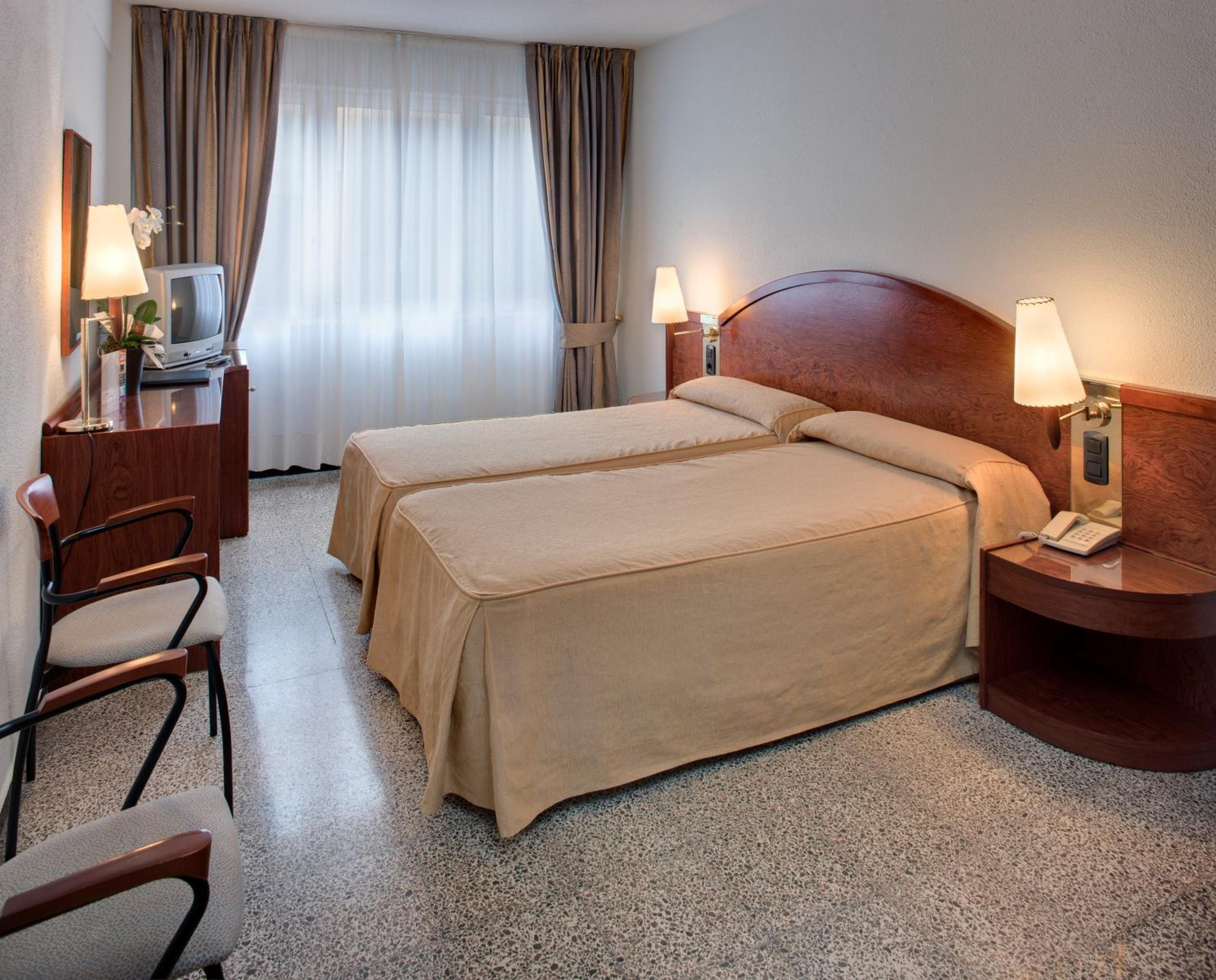 Double or Twin Room photo 2