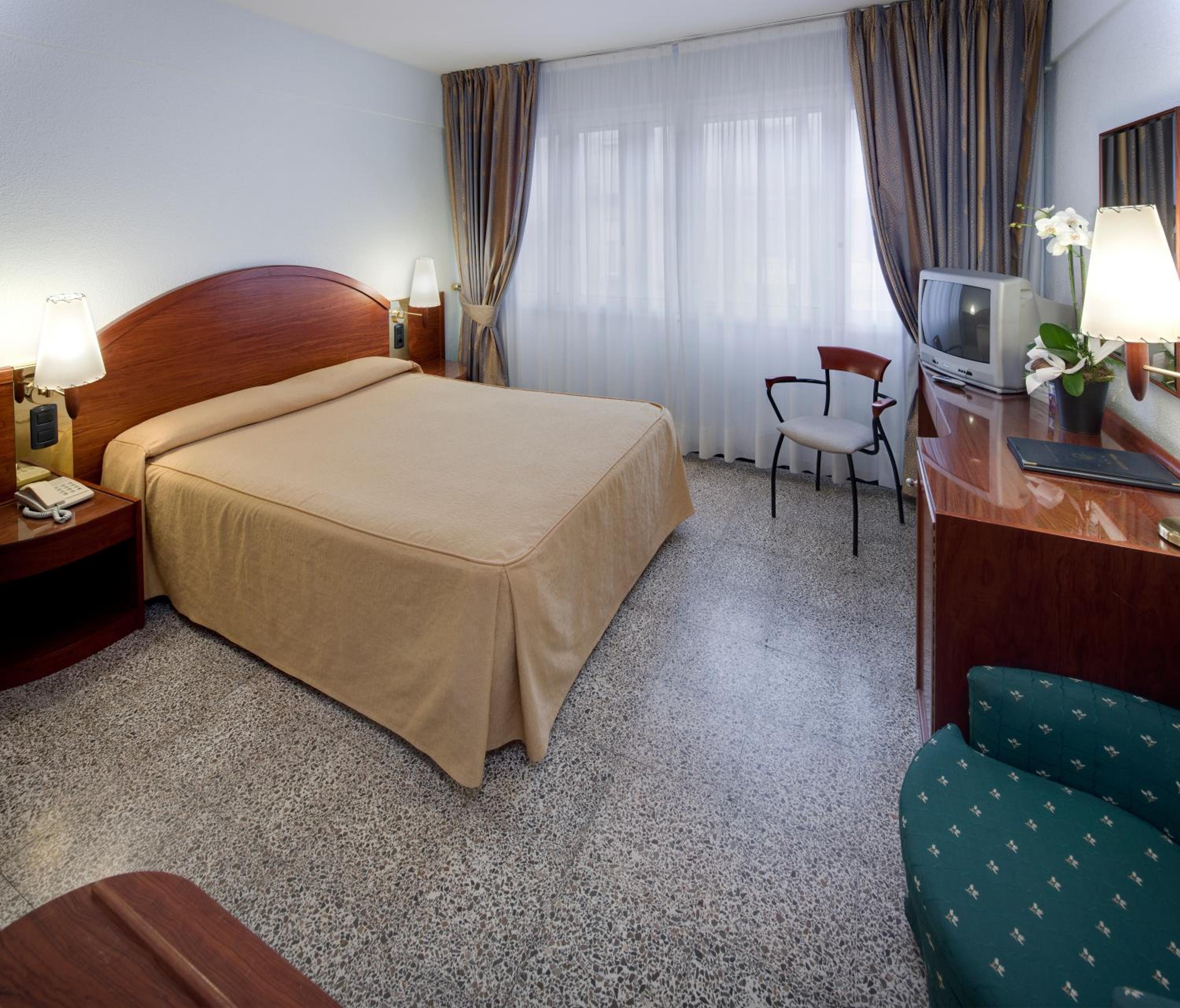 Habitación Doble o con Dos Camas