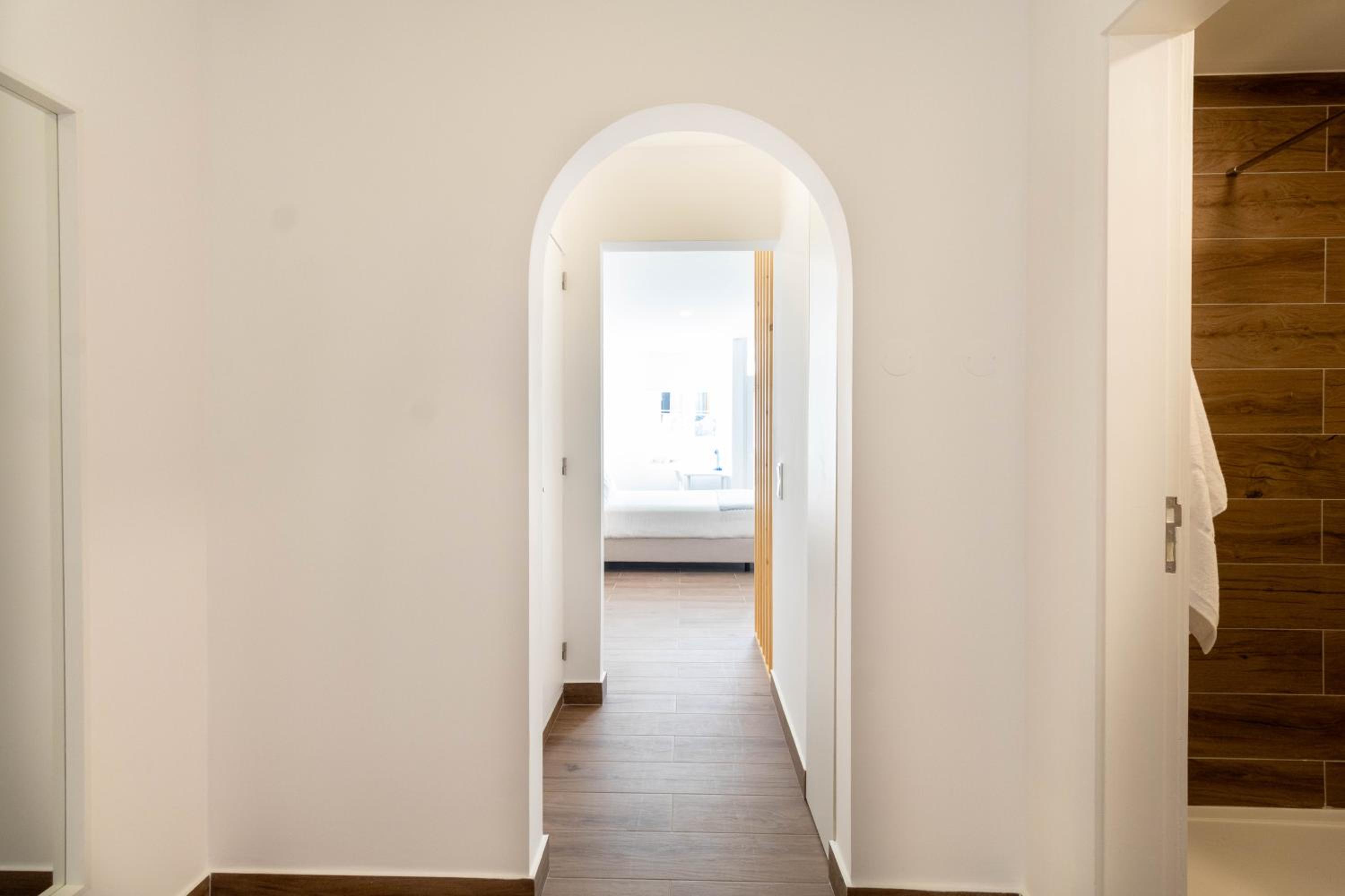 Apartment with View and Balcony photo 3