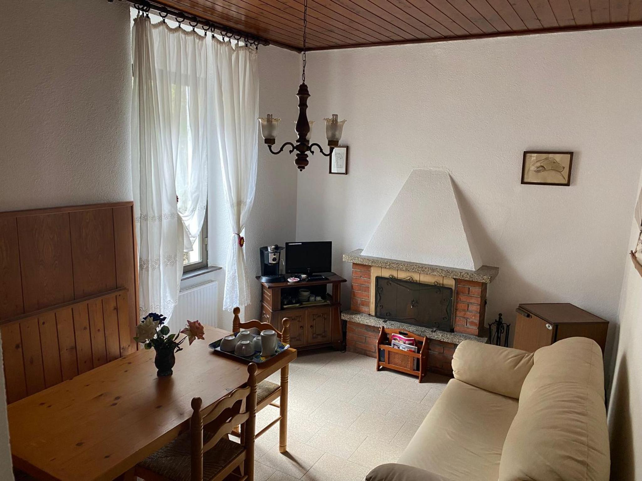 Two-Bedroom Deluxe Apartment with Balcony