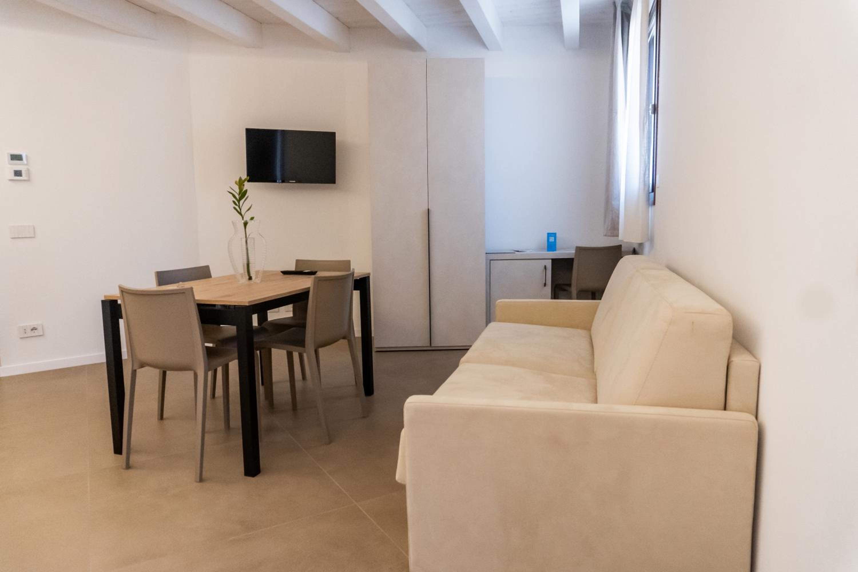 Family Two-Bedroom Apartment with View