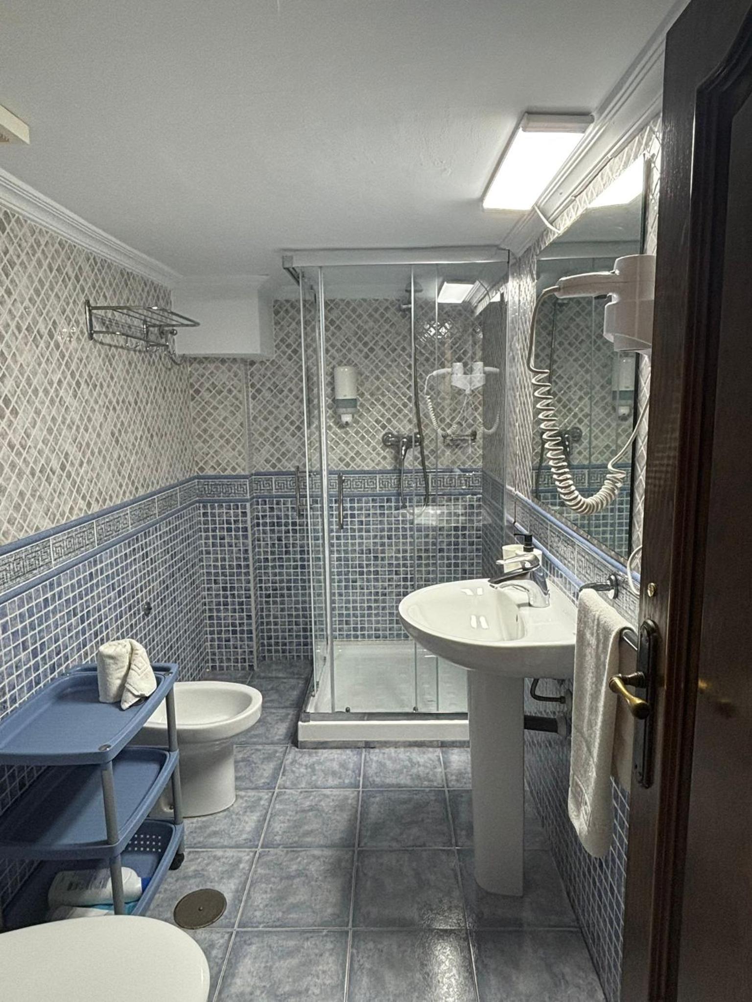 Two-Bedroom Apartment - Photo 2