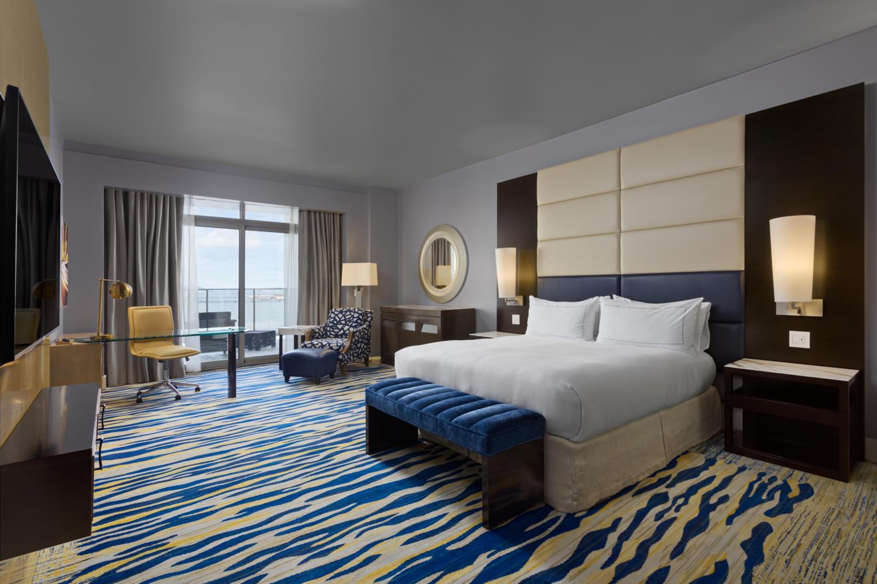 Room, 2 Double Beds, Ocean View thumbnail 6