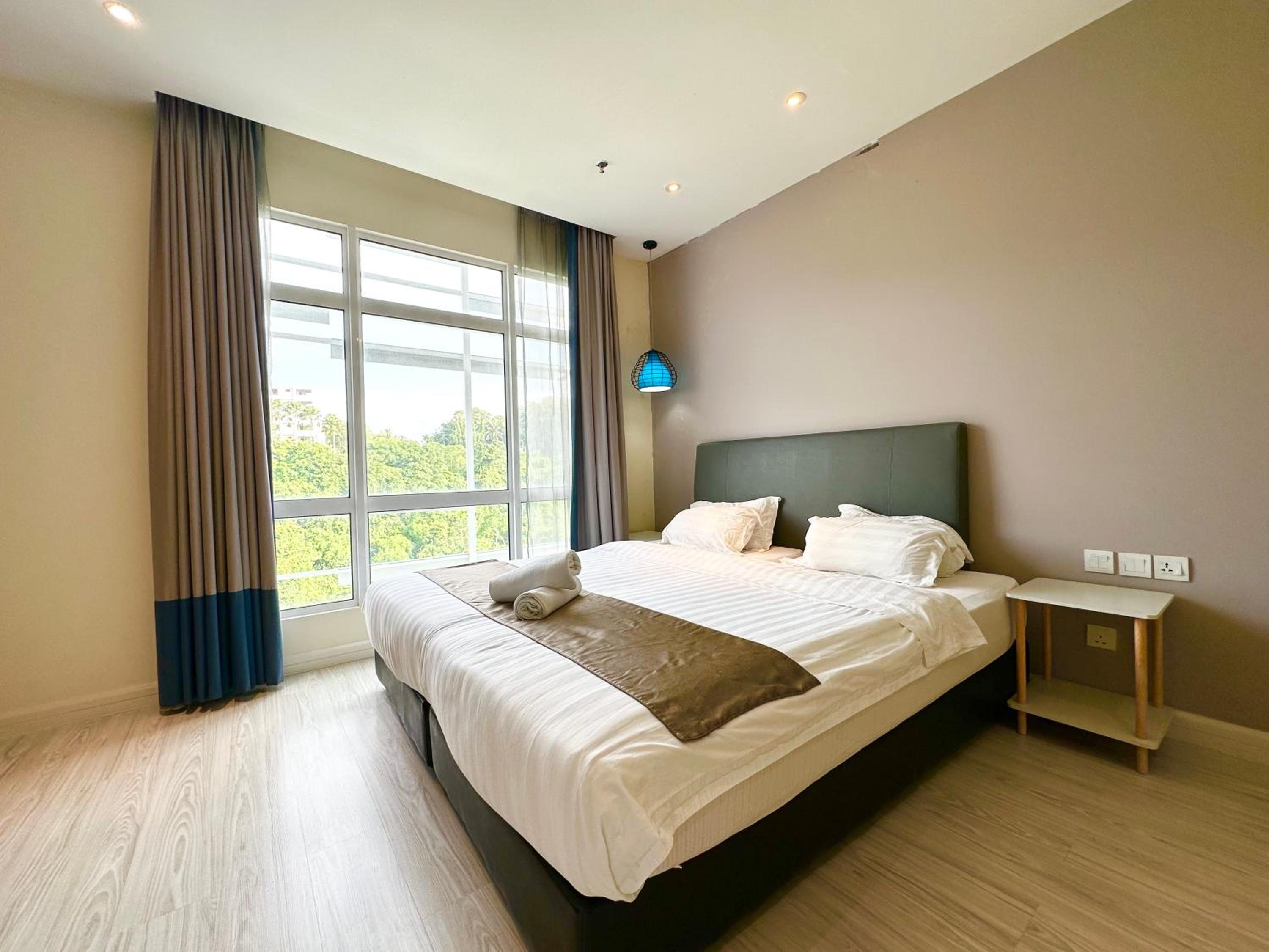 One-Bedroom Apartment with Sea View - Photo 7