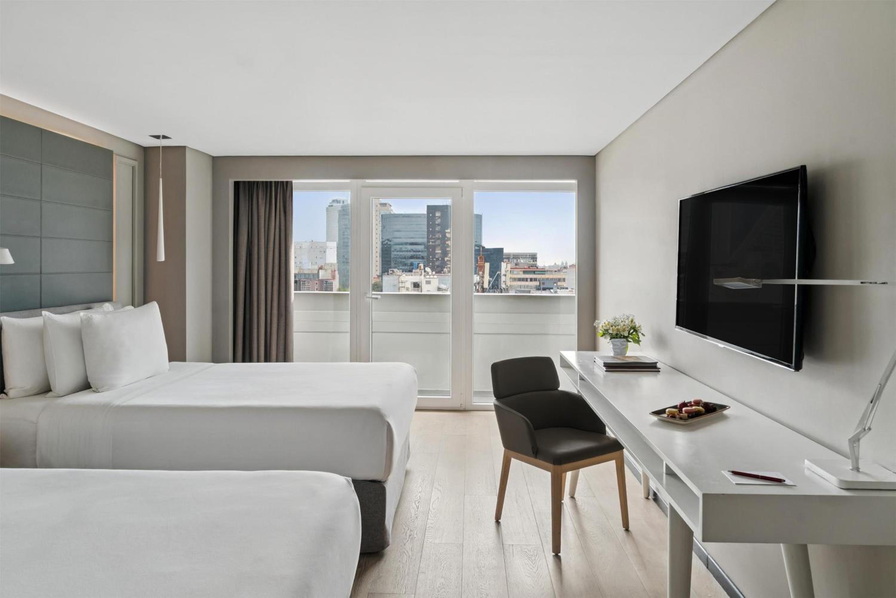 Premium Room with Terrace - 2 Double beds - Photo 2
