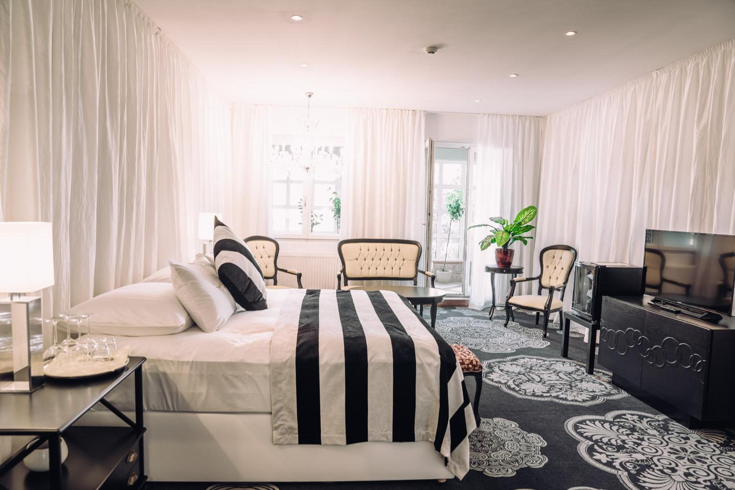 Superior Queen Room - Photo 1