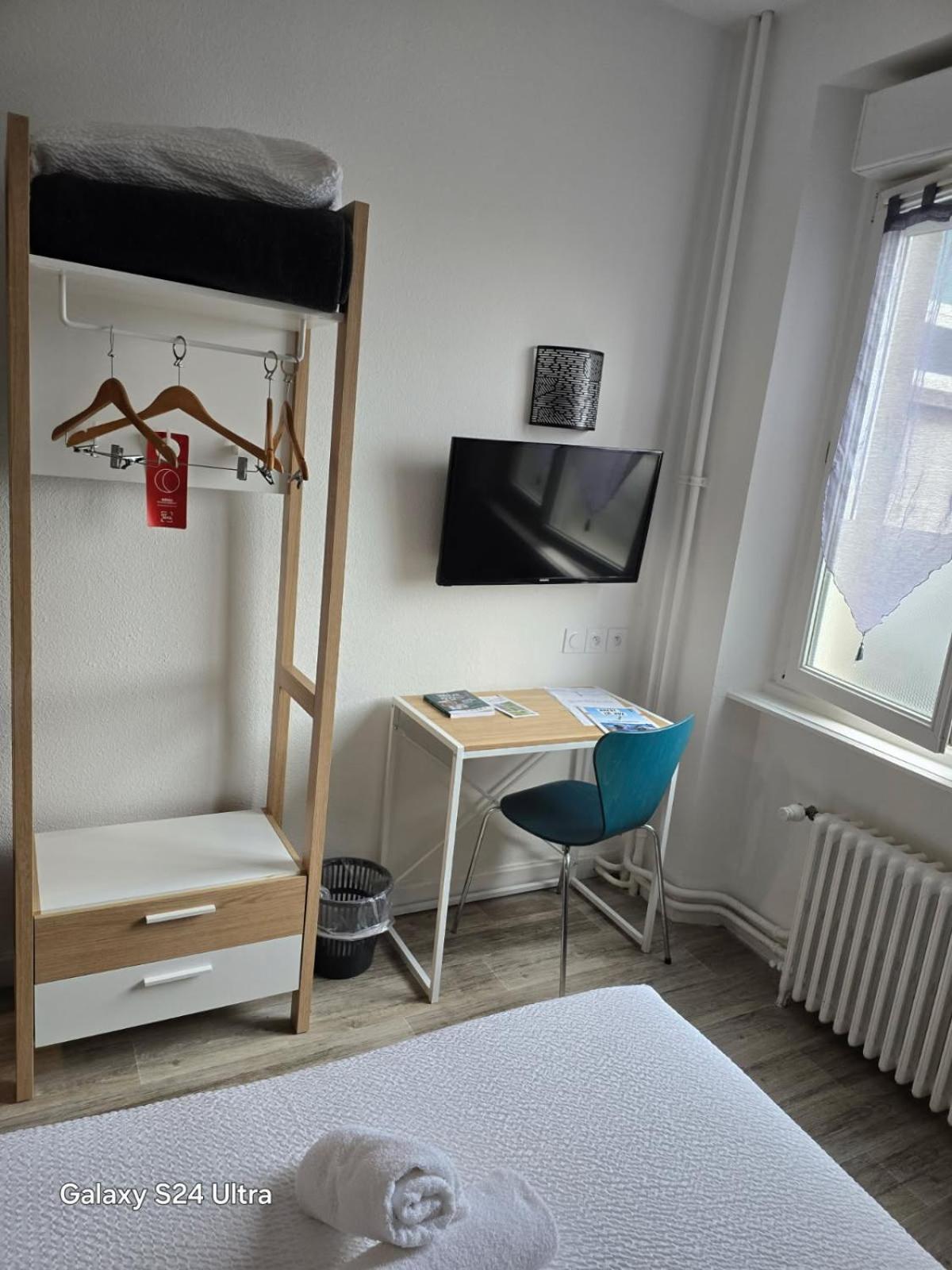 Standard Double Room photo 2